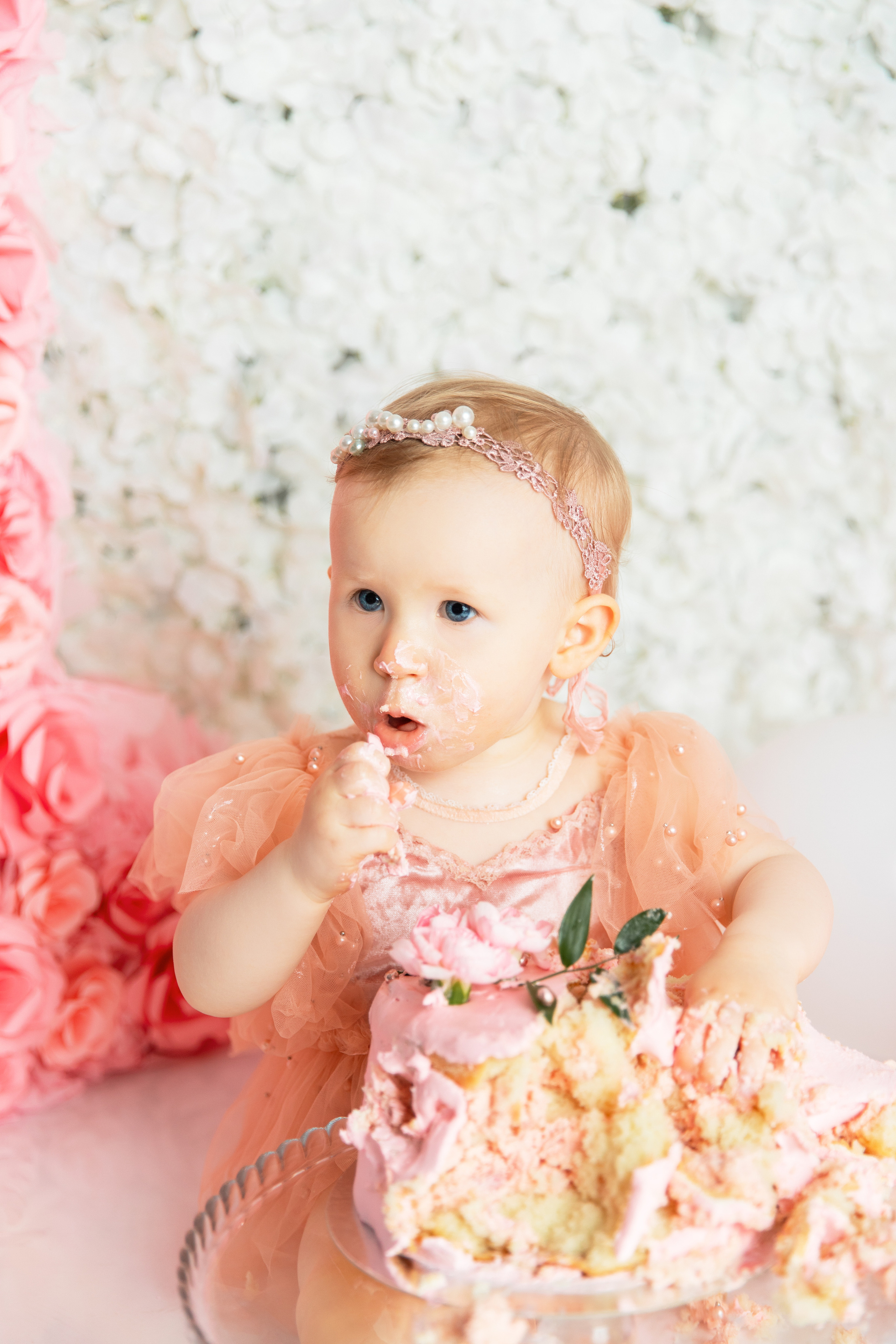 CAKE SMASH ja 1 V KUVAUKSET. Valokuvaaja Itä-Uudellamaalla Viktoria photography