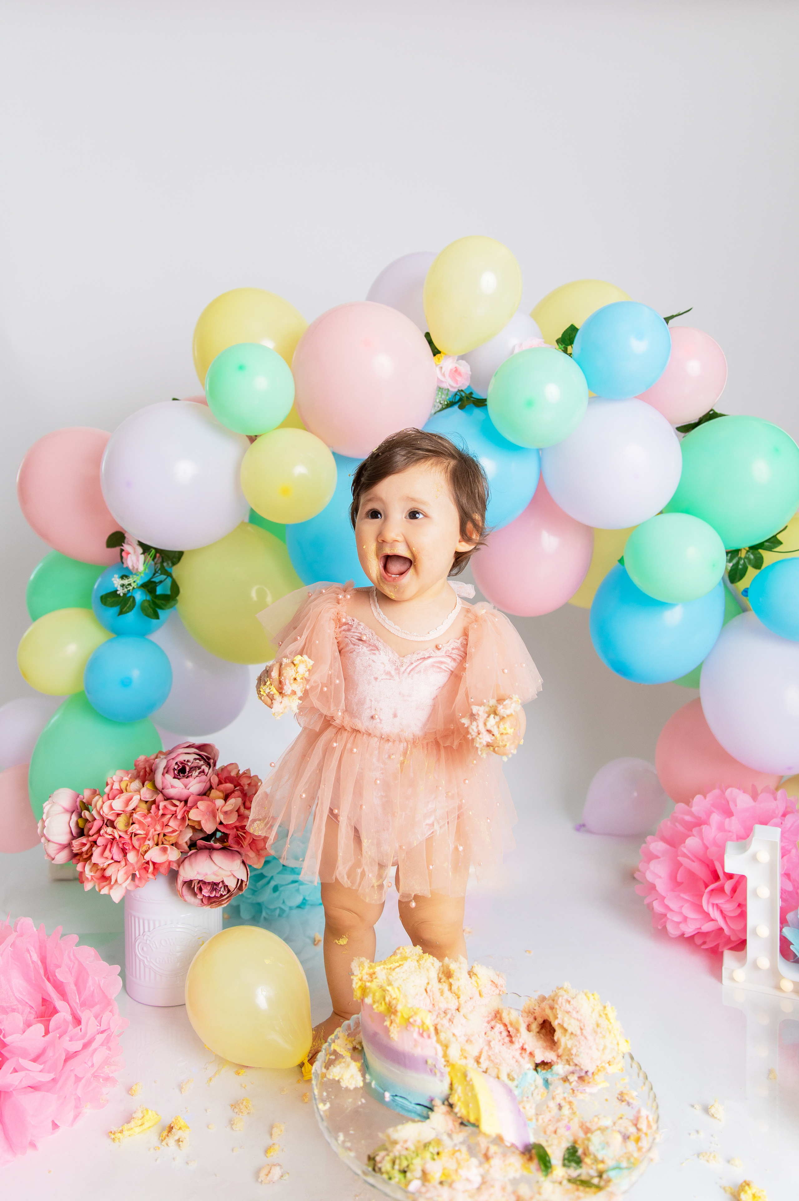 CAKE SMASH ja 1 V KUVAUKSET. Valokuvaaja Itä-Uudellamaalla Viktoria photography