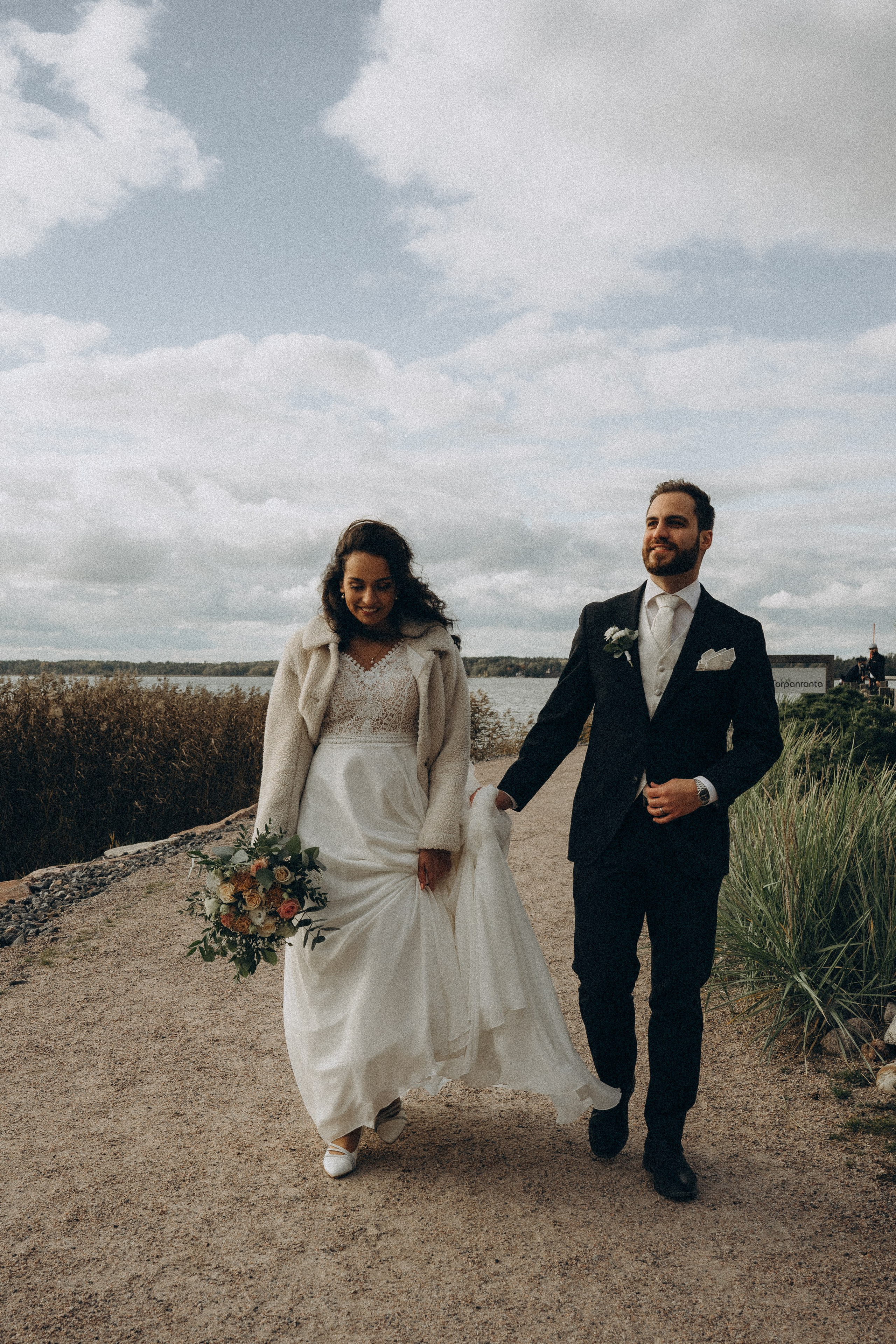 W&S. Wedding and portrait photographer in Helsinki Vickan O