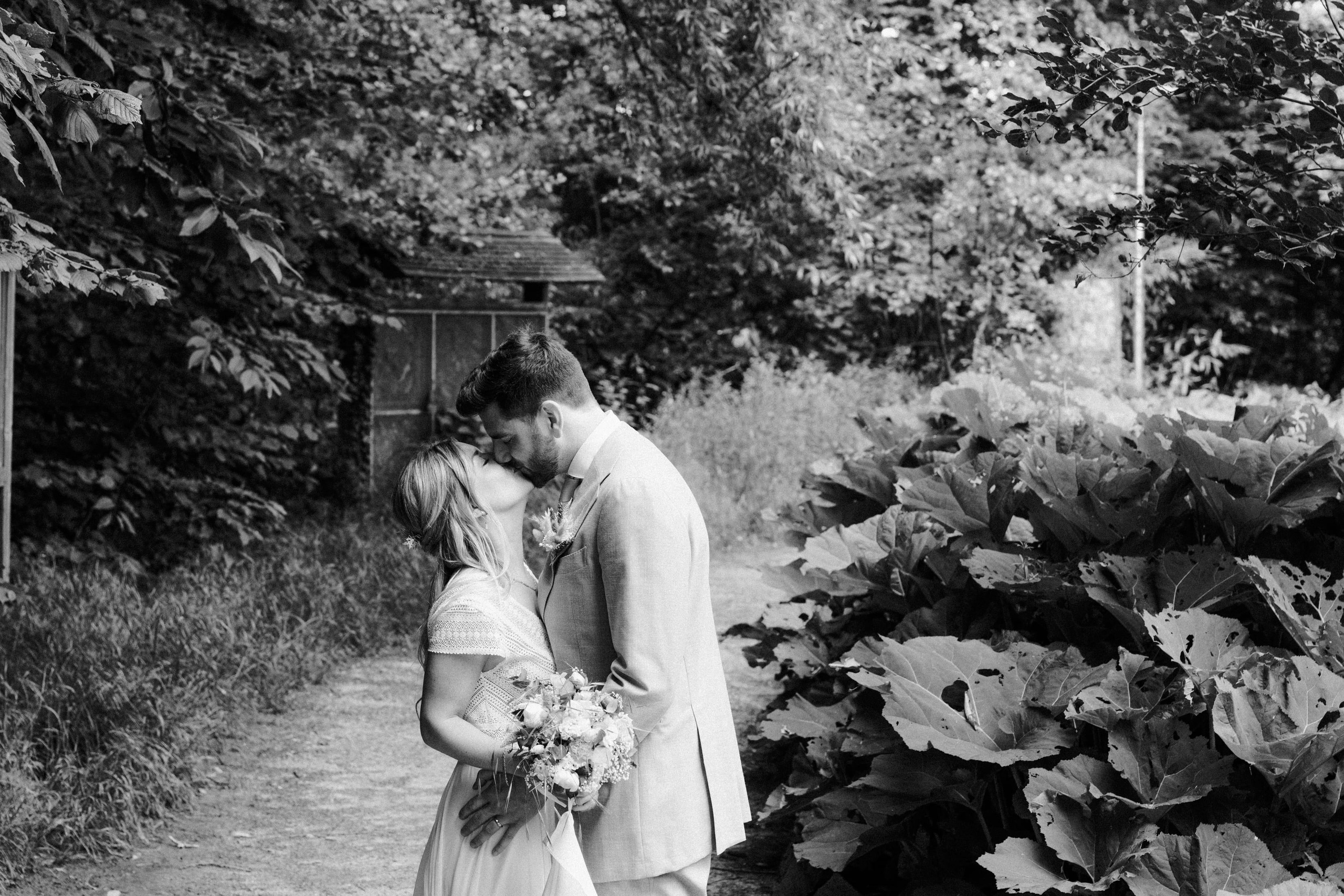 Wedding Tessa & Jasper Hasselt. Little Birdie – Jouw familie- en huwelijksfotograaf in België en daarbuiten
