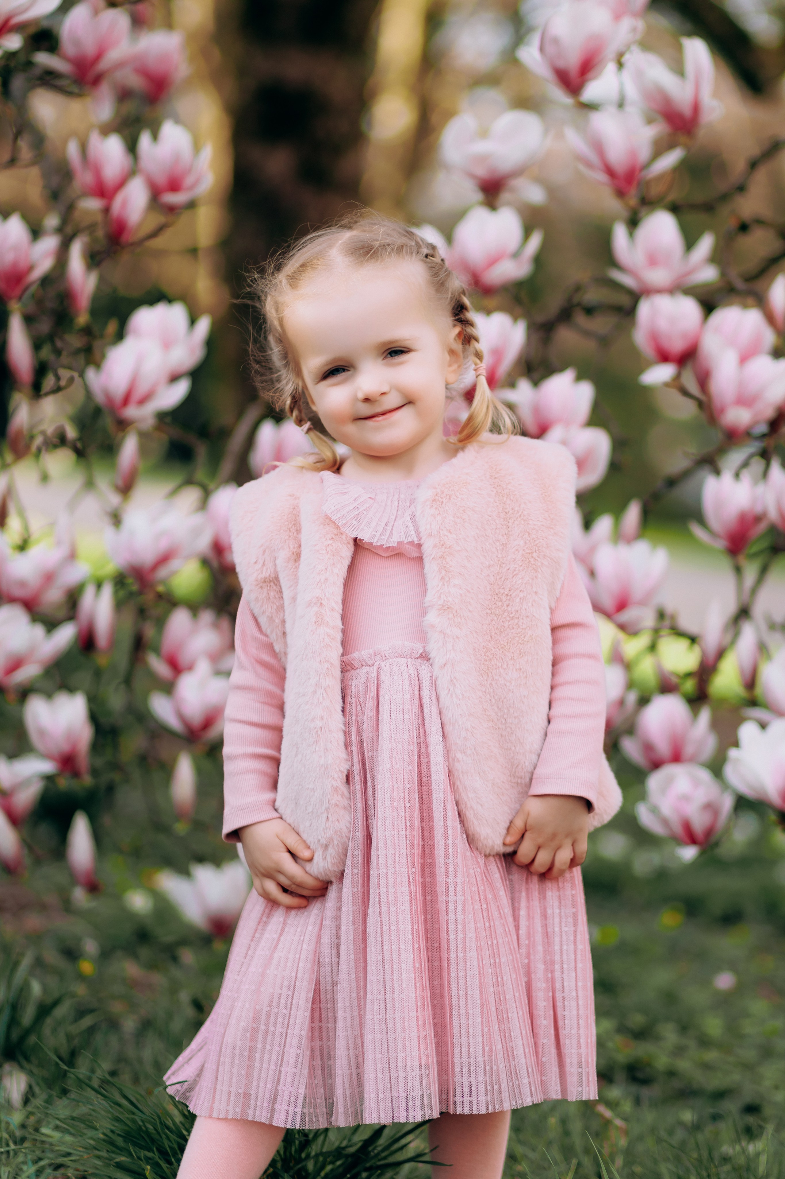 Tatiana, Alisa, Daria. Wedding and Family Photograph