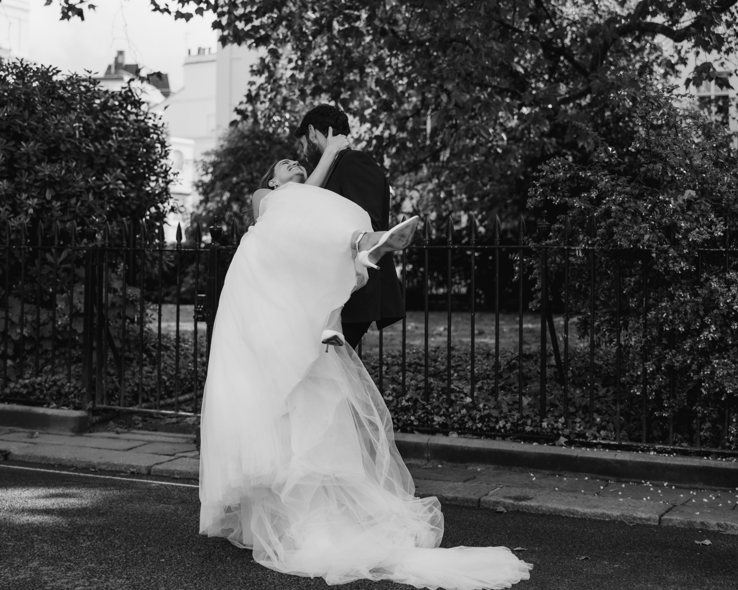 Elegant Wedding London Belgravia Elopement couple. Timeless Wedding & Event Photography — based London, working across Europe