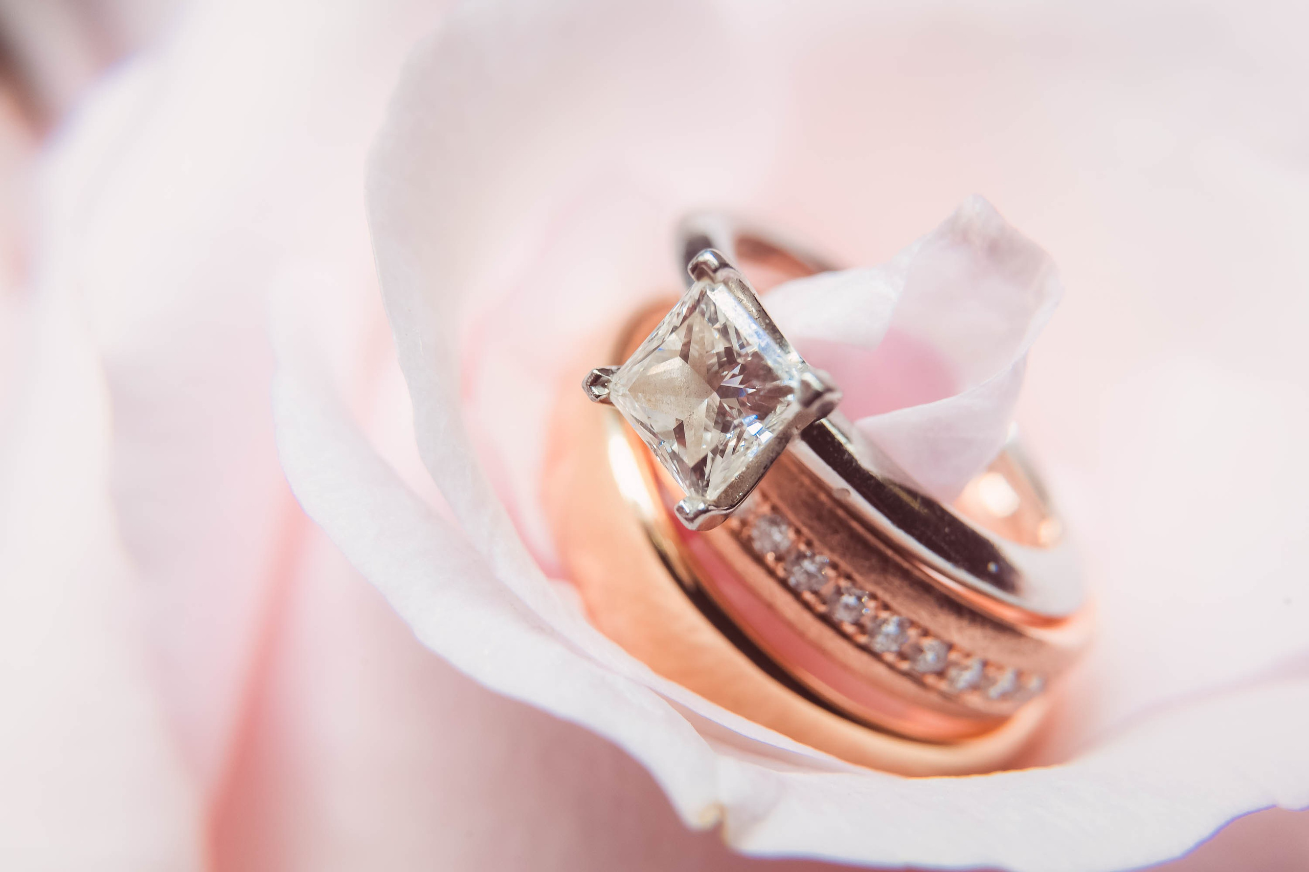 Wedding in Mallorca at Mhares Beach Club. Mallorca Wedding, Corporate & Social Photographer