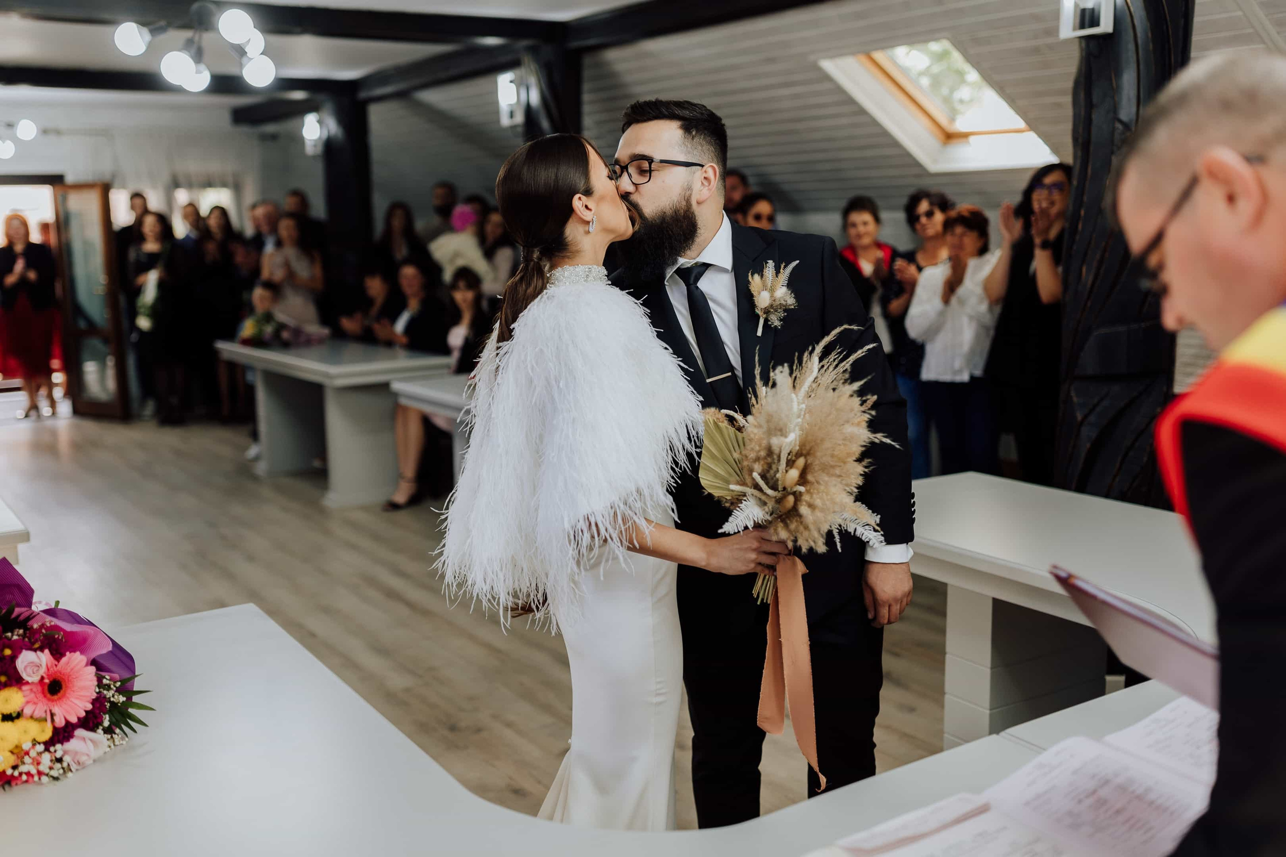 Stefanel & Elena. MovieFrames.ro