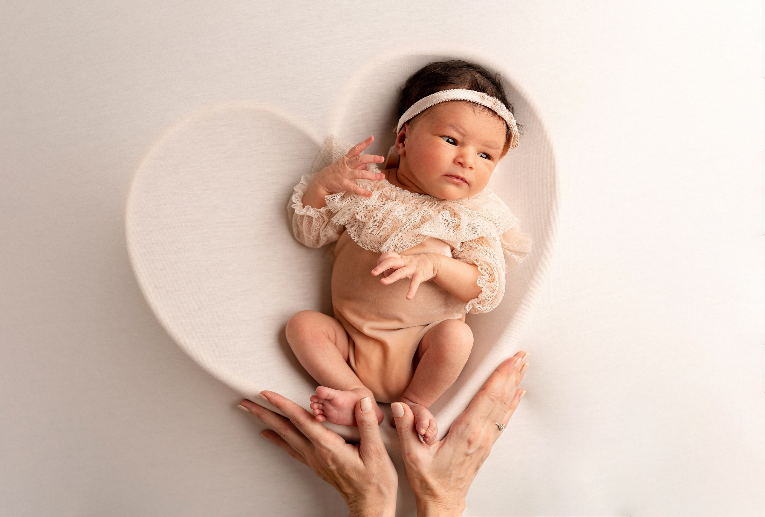 Neugeborene. NEUGEBORENEN und BABY Fotografin in WIEN und Umgebung