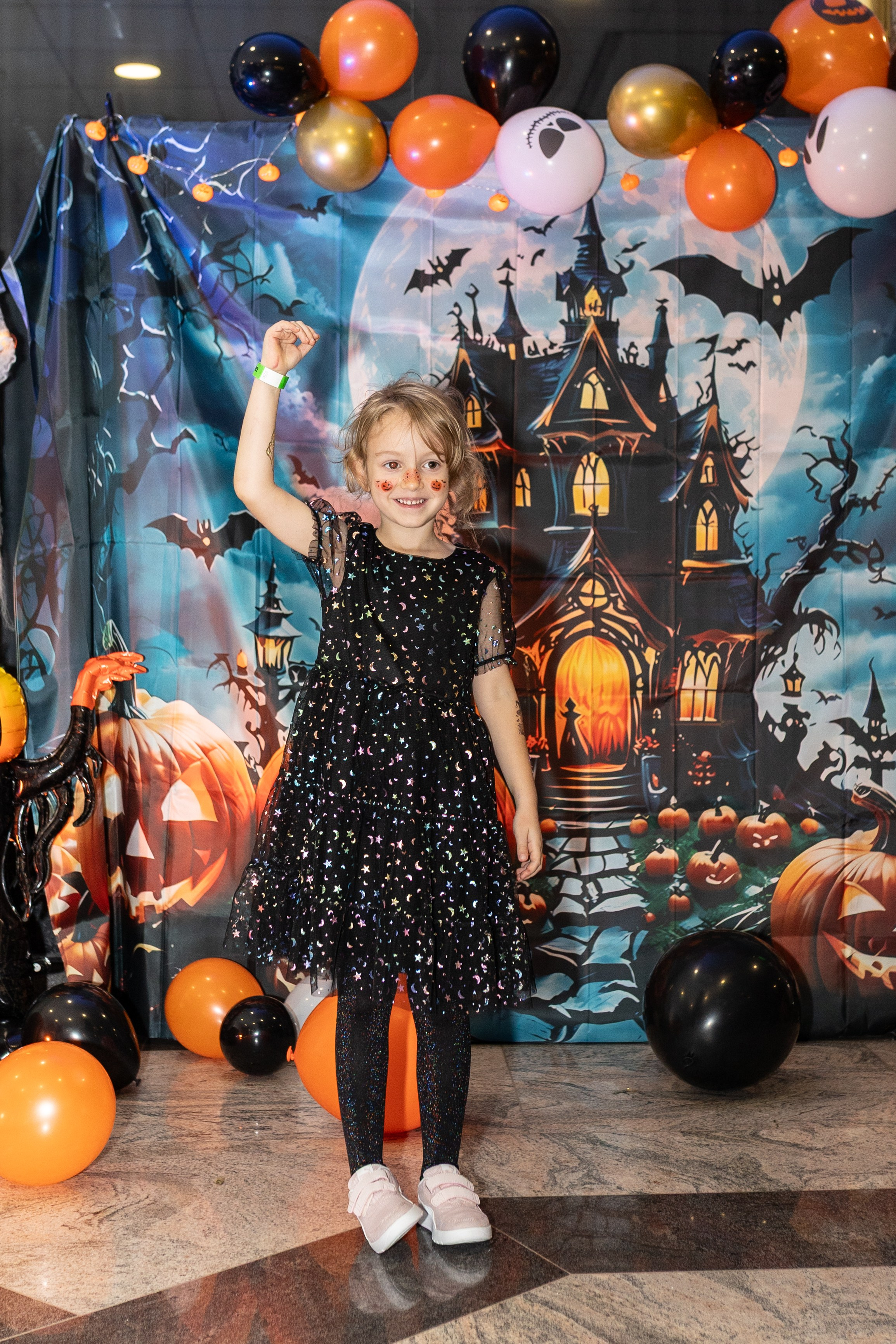 Leo dance studio Helloween 2025. Семейный и детский фотограф в Варшаве Мила Бобровская