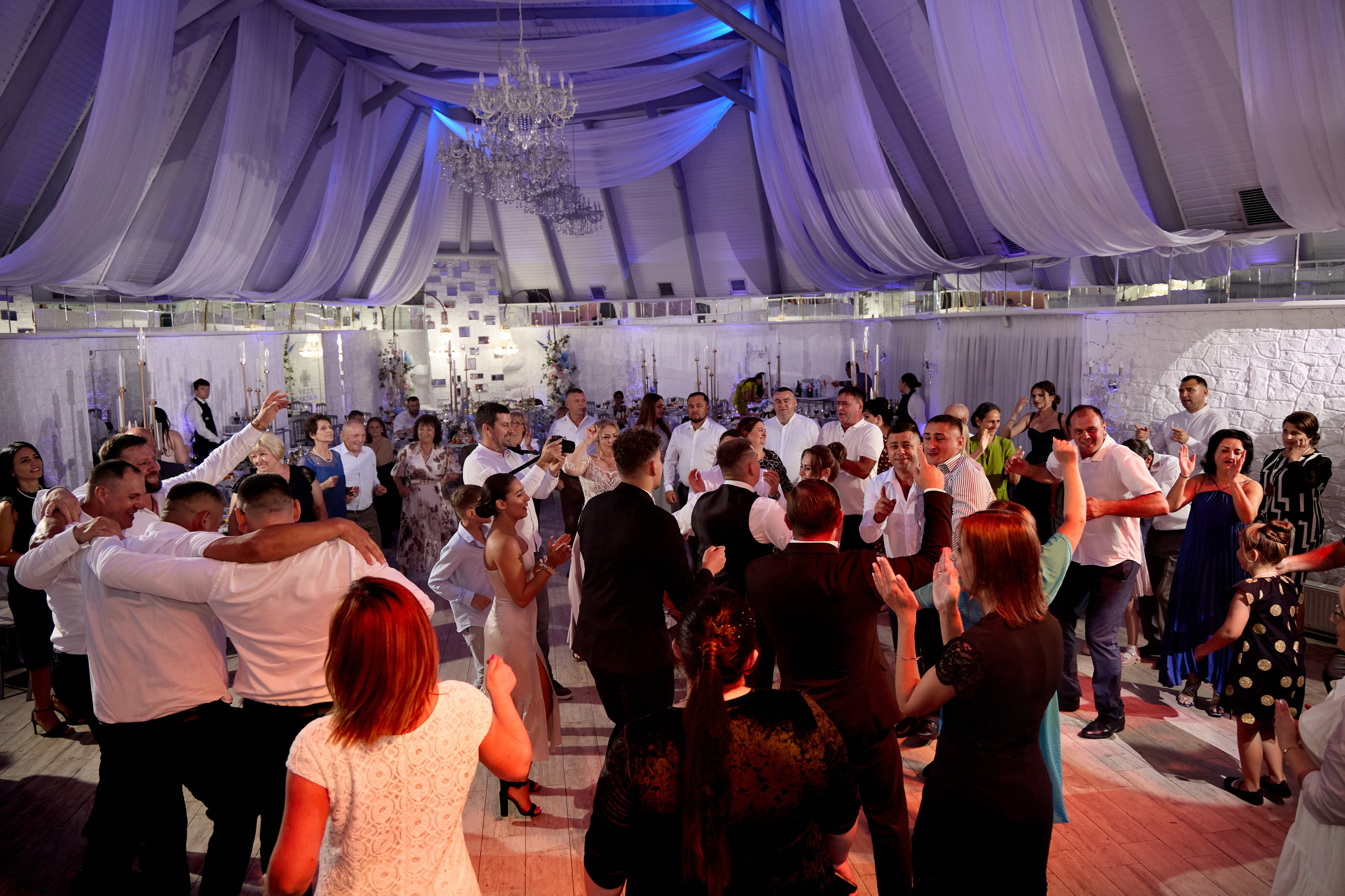 VICTOR & GABI | Villa Garden 2024