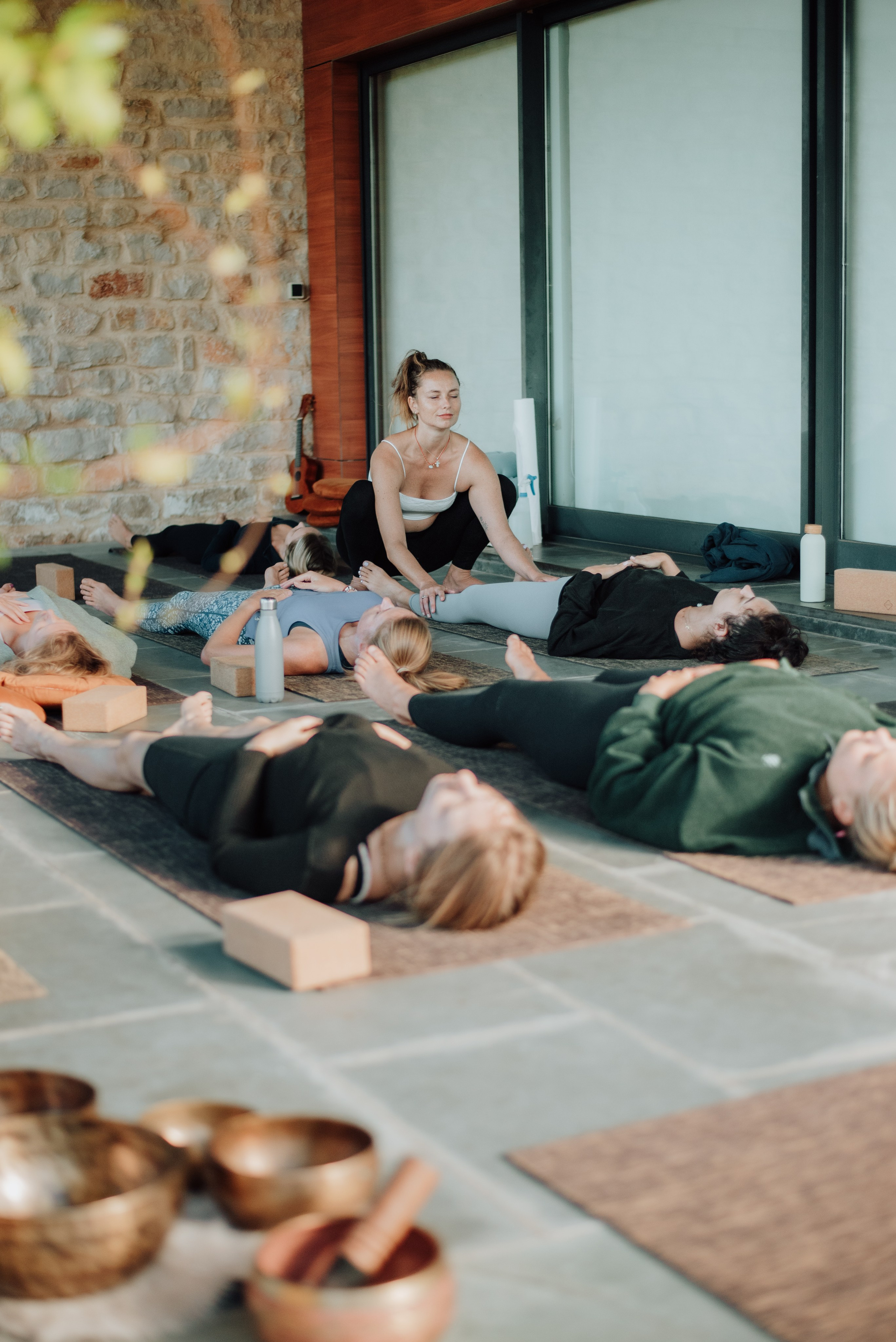 YOGA RETREAT PORTUGAL. Lifestyle, wedding and family photographer