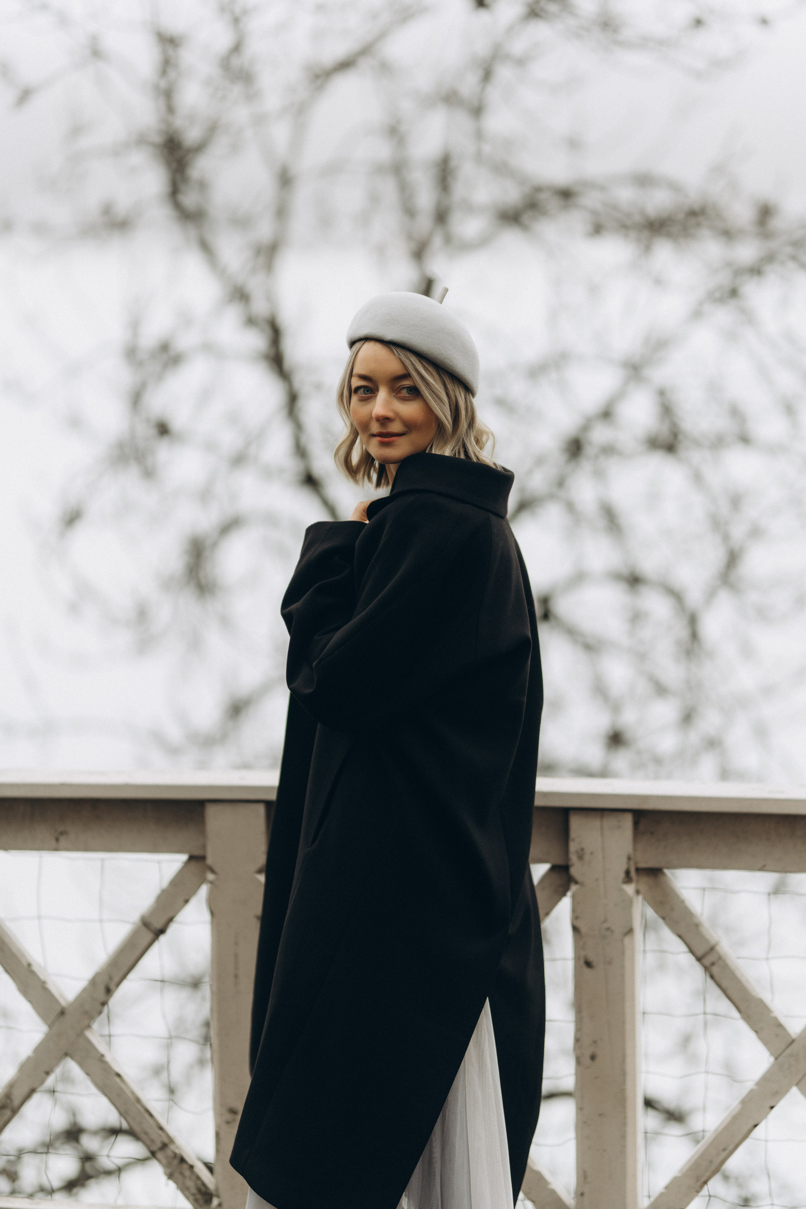 Woman phoshoot. Wedding and portrait photographer in Helsinki Vickan O