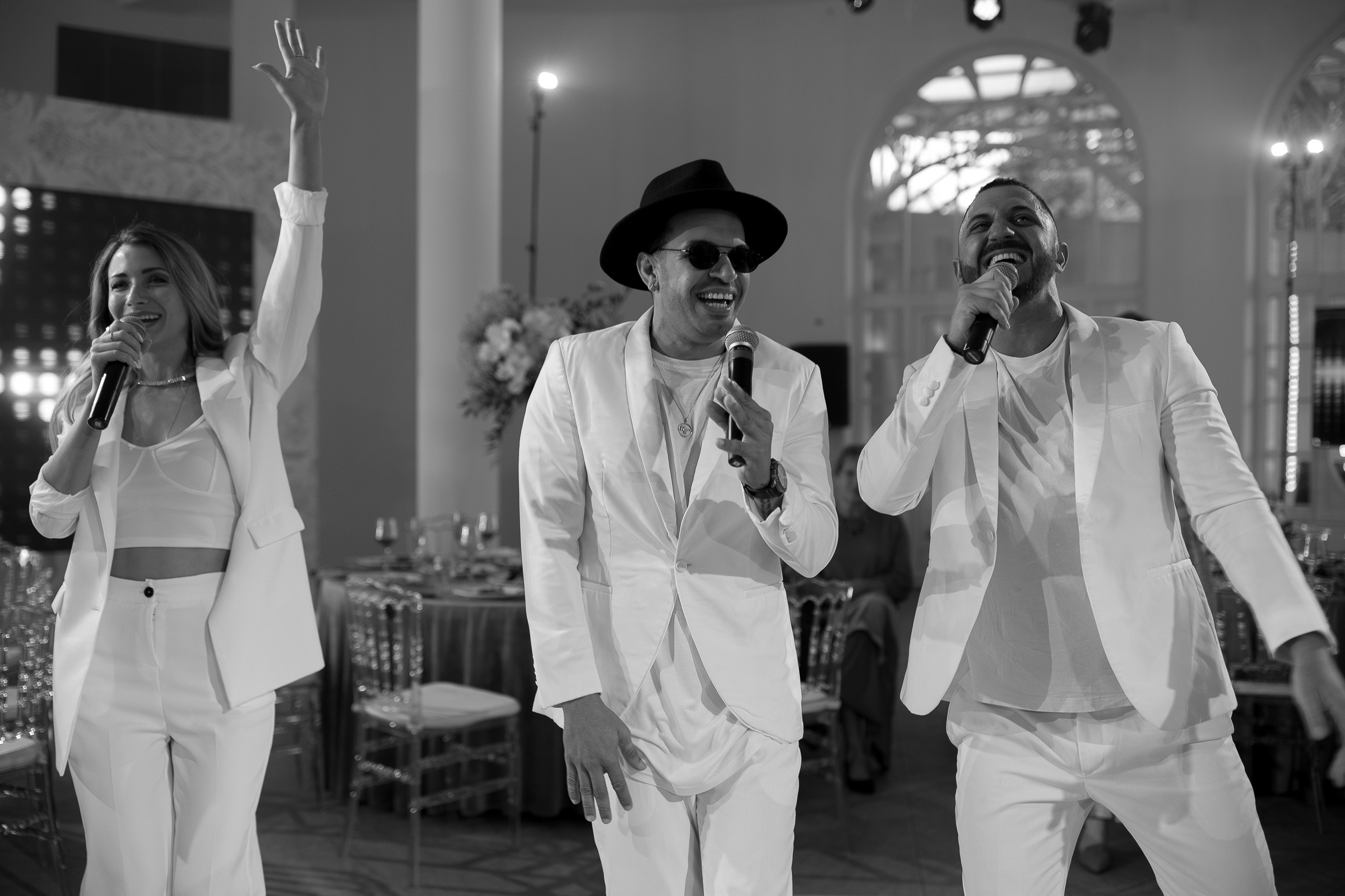 Wedding entertainment, by Bude, Cornwall wedding photographer.