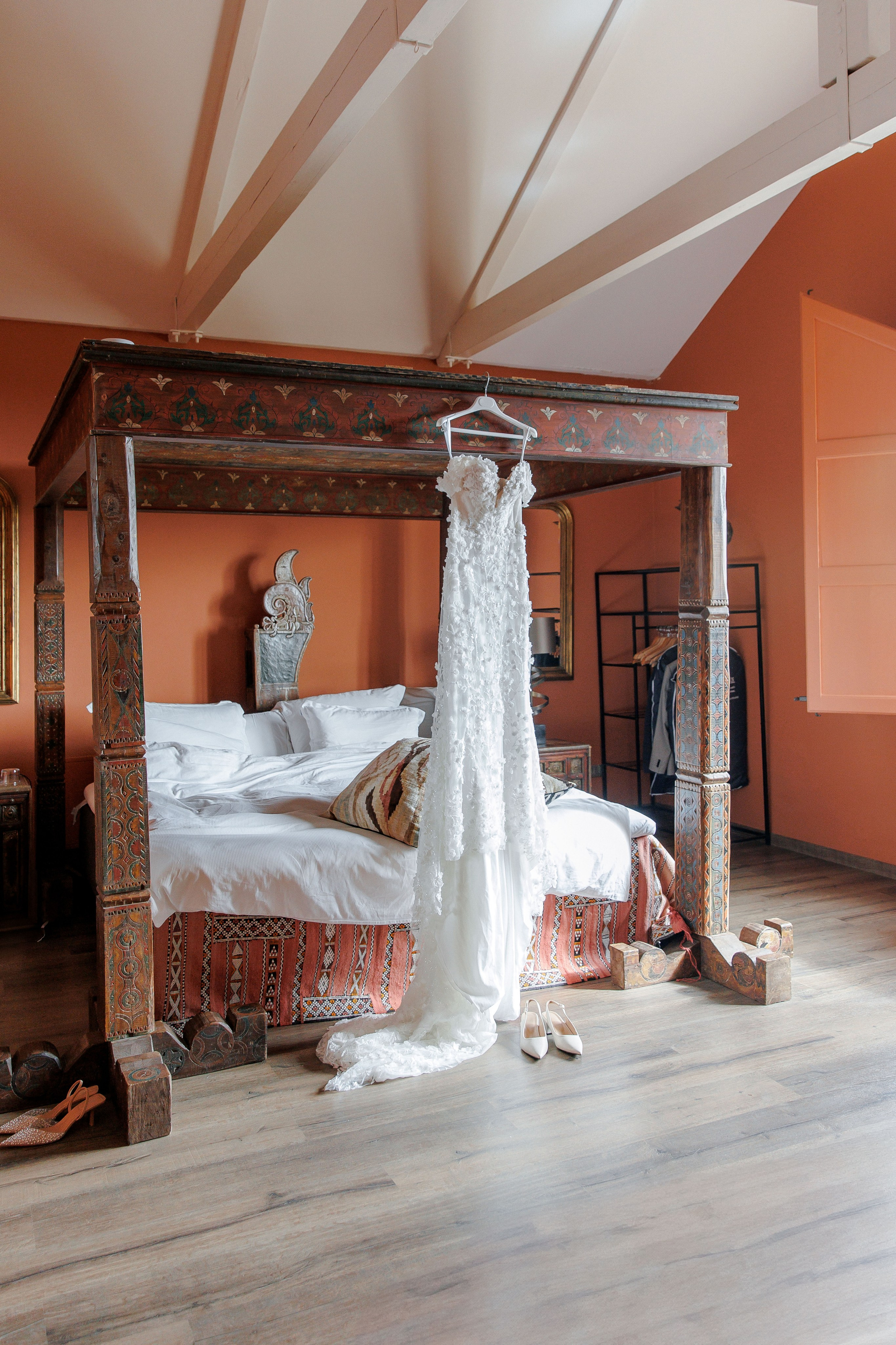 Intricate details of a bride's wedding dress captured in a Barcelona wedding photoshoot.