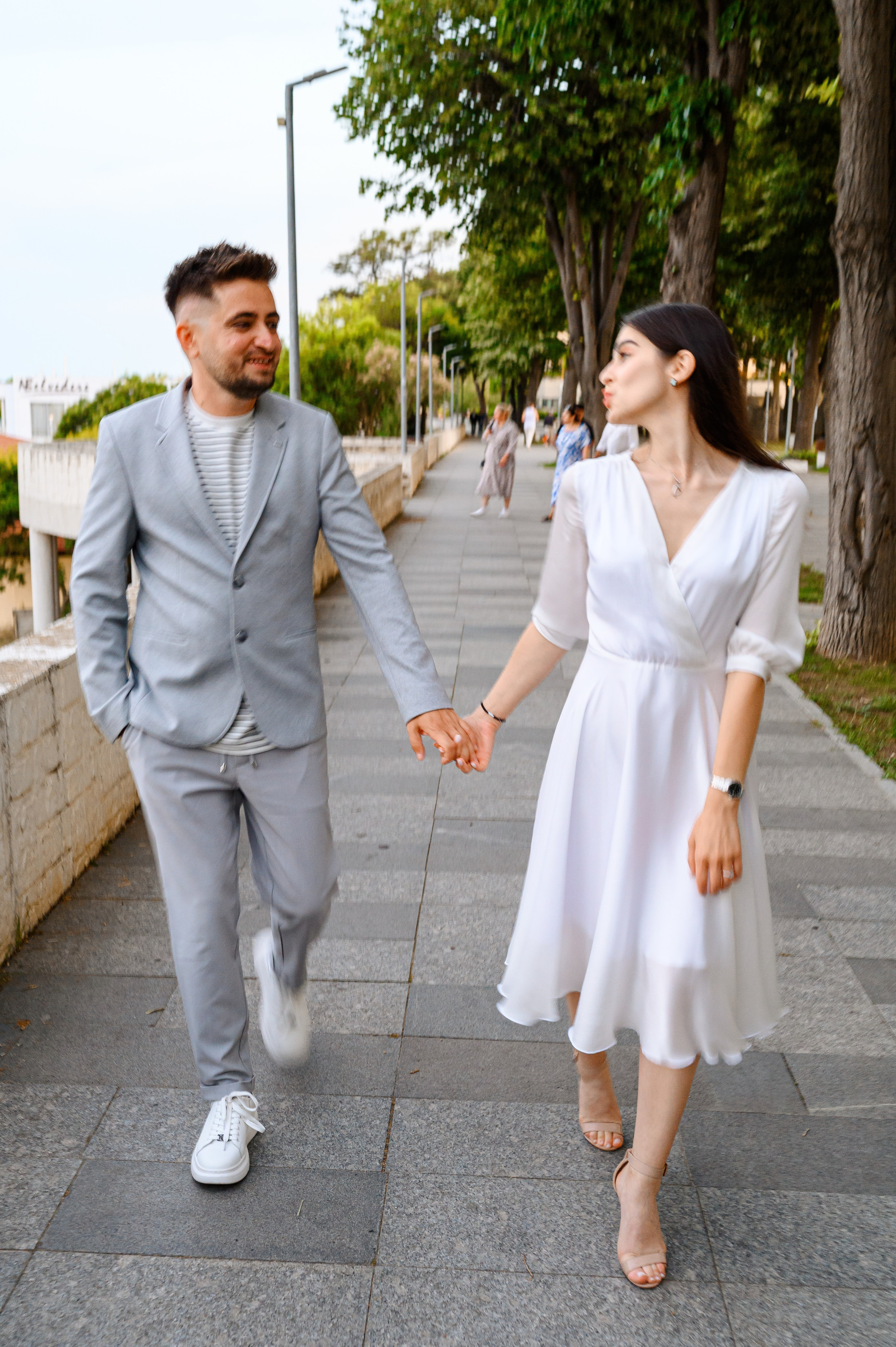 Madalina & Ovidiu. Mugurel Olteanu Fotograf