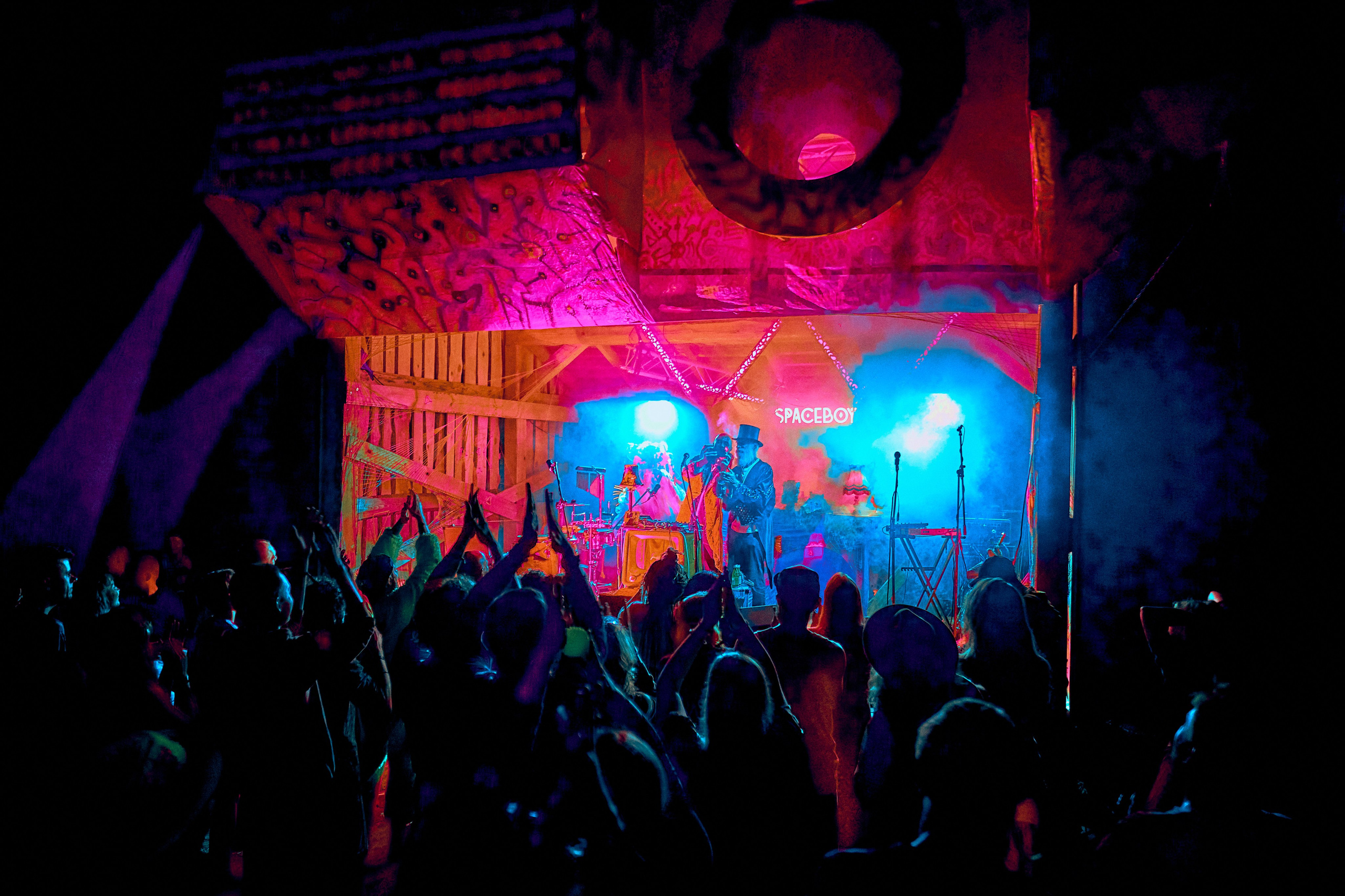 Koncert SPACEBOY na Fruń Festival 2022. Andriej Szypilow — Photography & Videography