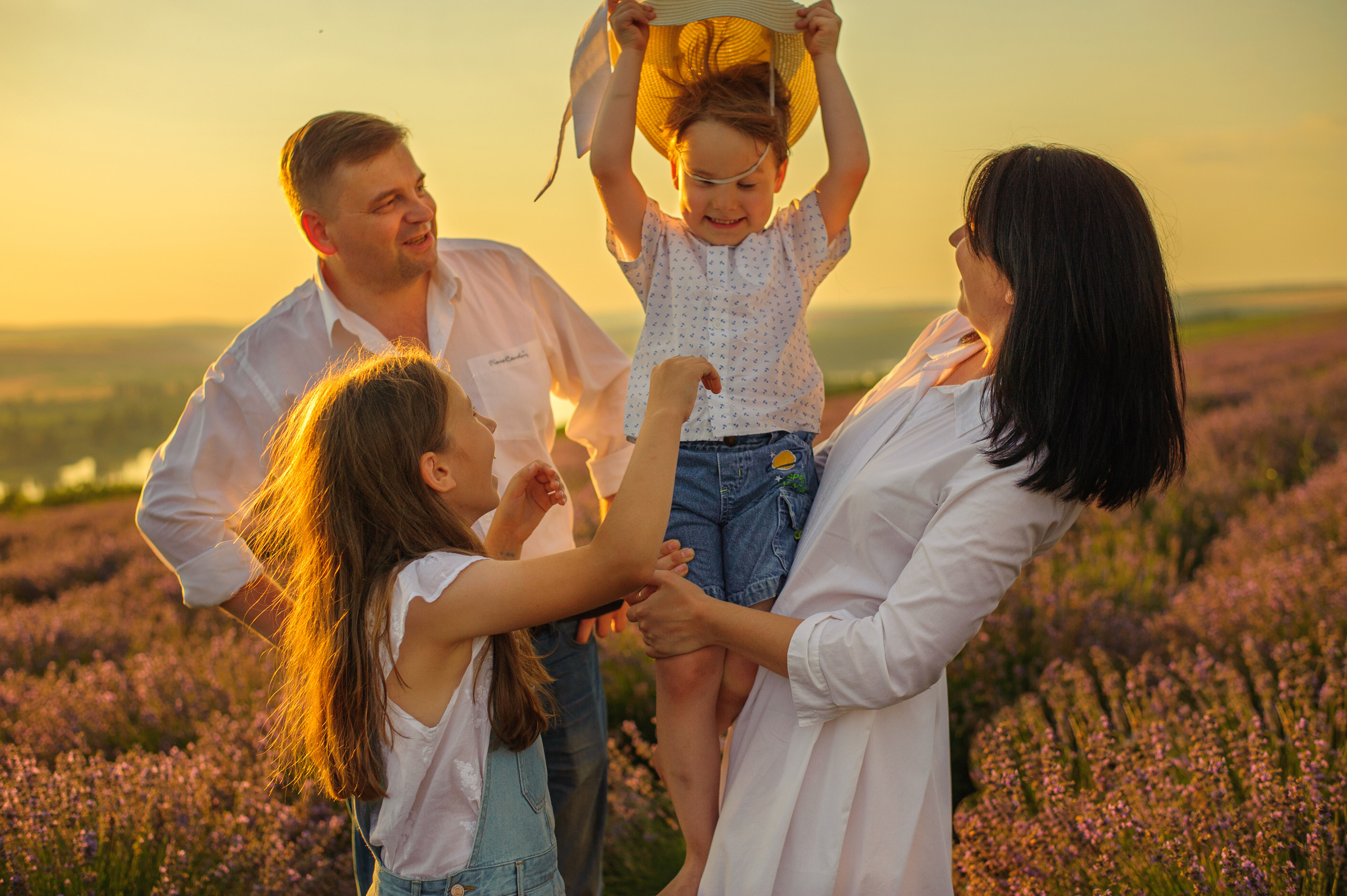 Евгения и Александр и Ко. Семейный и детский фотограф/ репортаж в ПМР Наталия Филимонова
