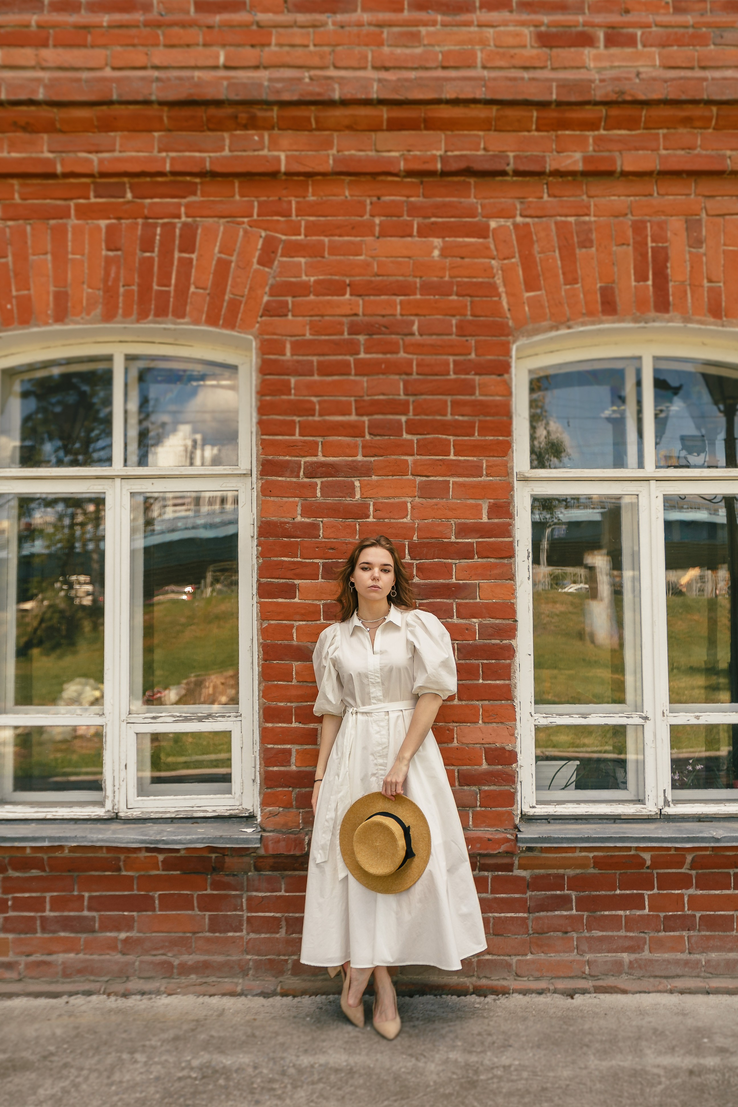 Camina por el terraplén. Fotógrafo de retrato, familia y reportajes en Valencia | España | Europa Vitalii Lumier