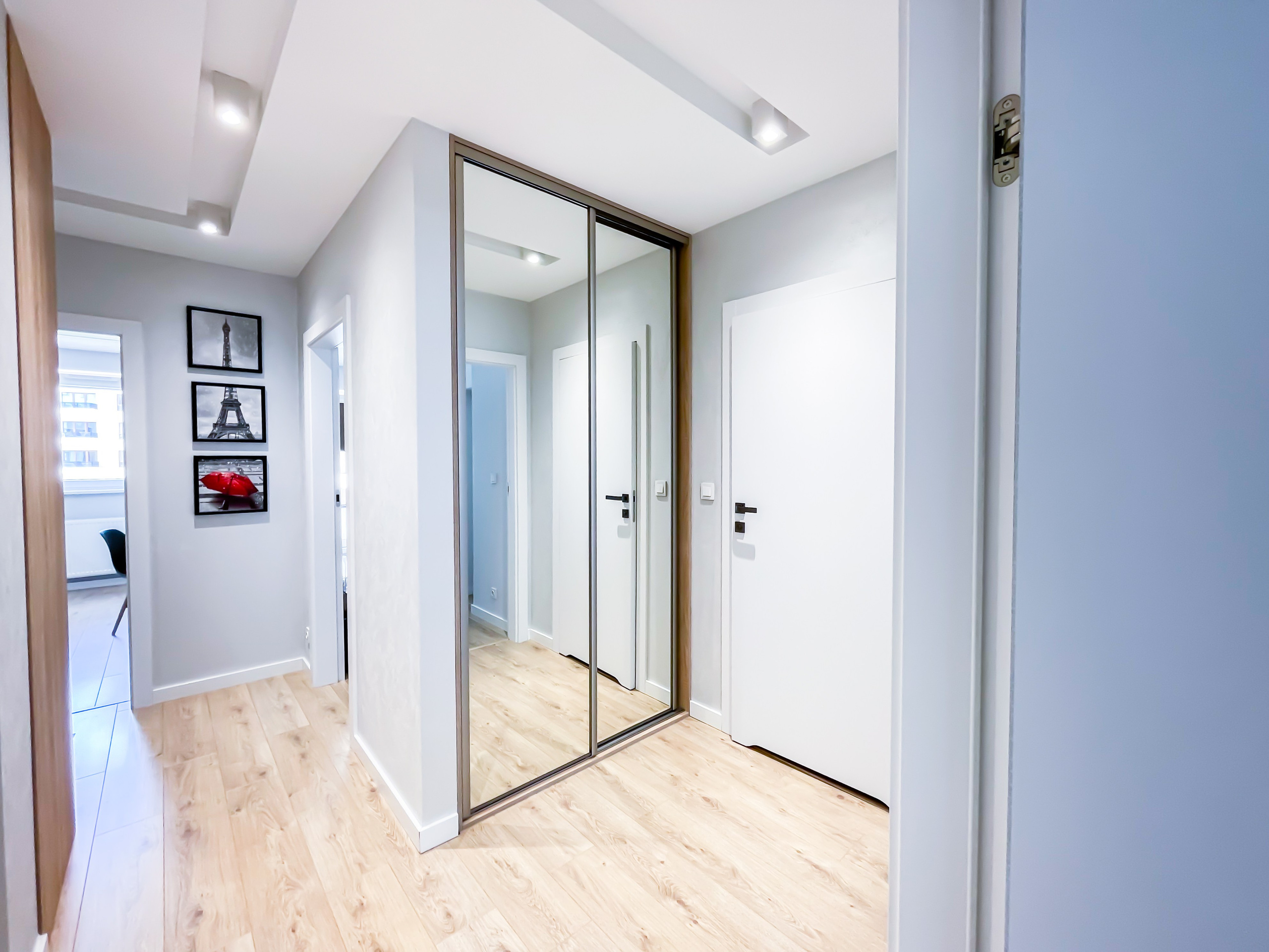 Mieszkanie do wynajęcia. Fotograf w Warszawie Alena Valnai