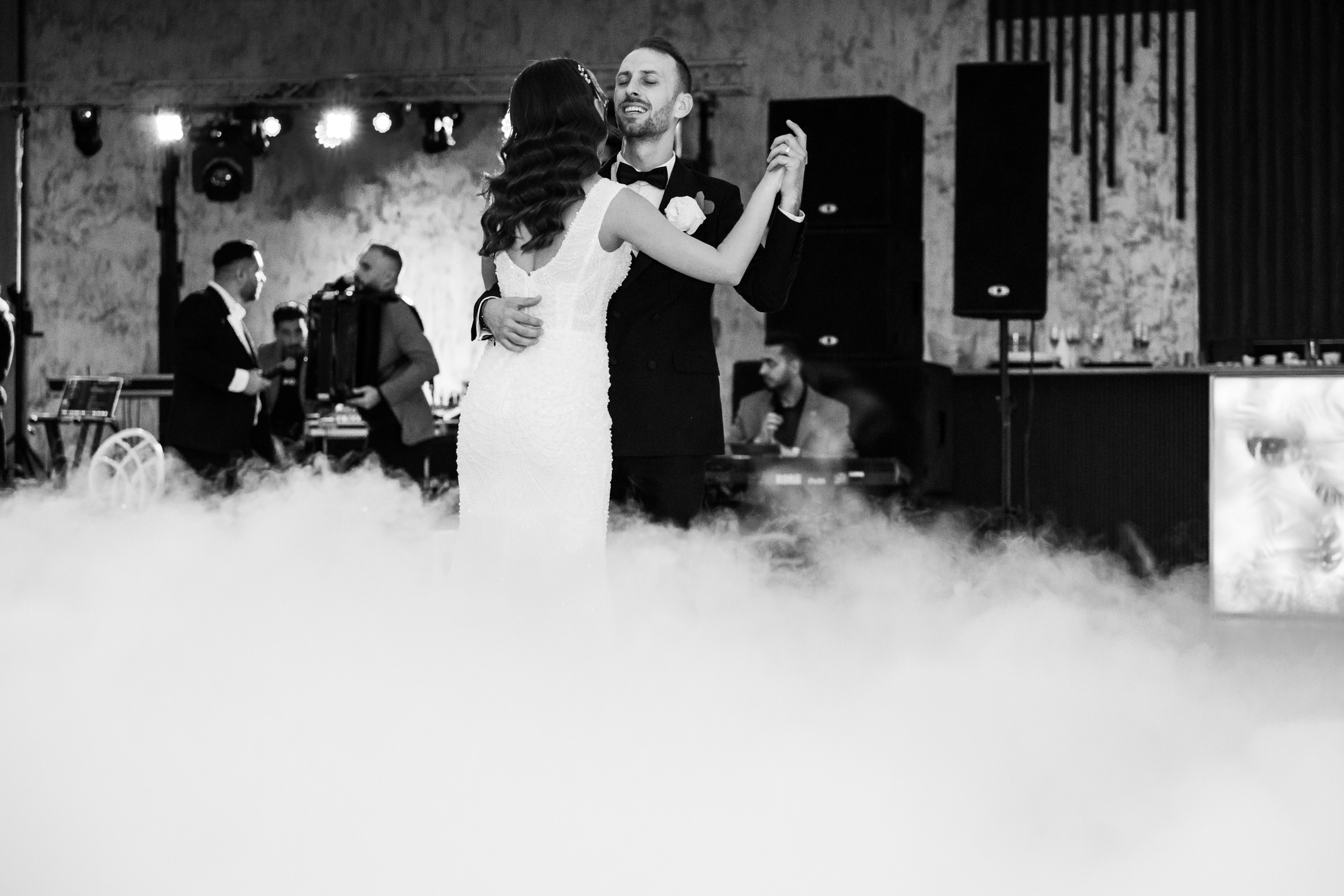 Costi & Madalina. Fotograf de nunta — Ionut Belea dar si evenimente corporate din Romania