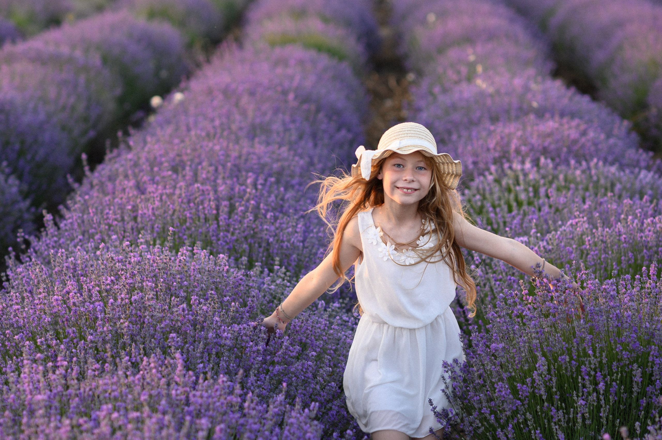 Lavender Field. Семейная, детская, портретная и предметная фотосъемка в Салониках