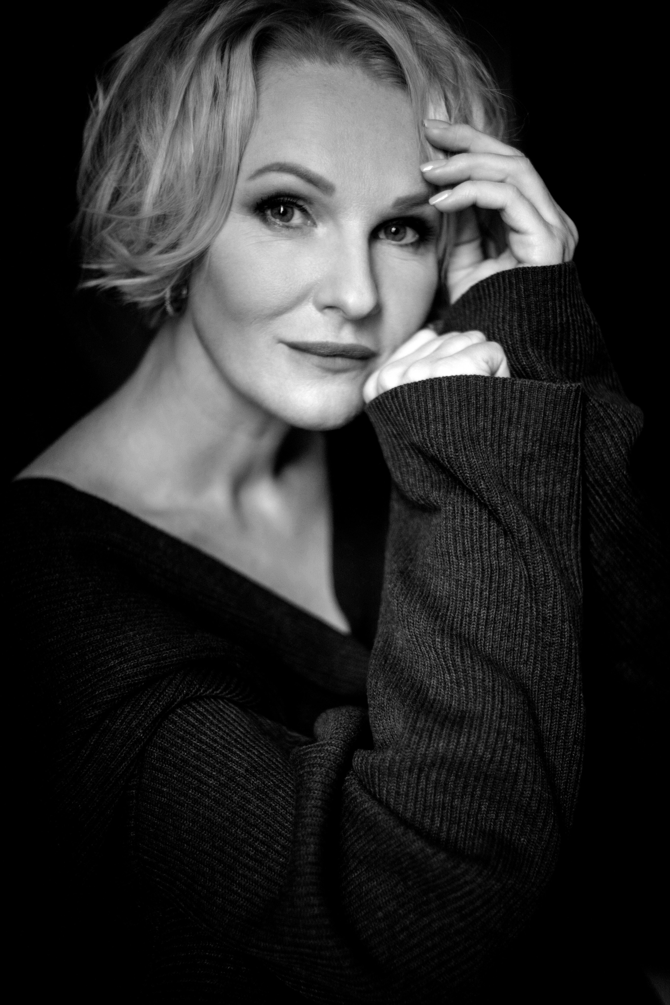 Portretna fotografija. Fotografinja in videografinja Mariia Bortiakova iz Slovenije: fotografiranje dogodkov, portretov in snemanje videov po vsej Sloveniji