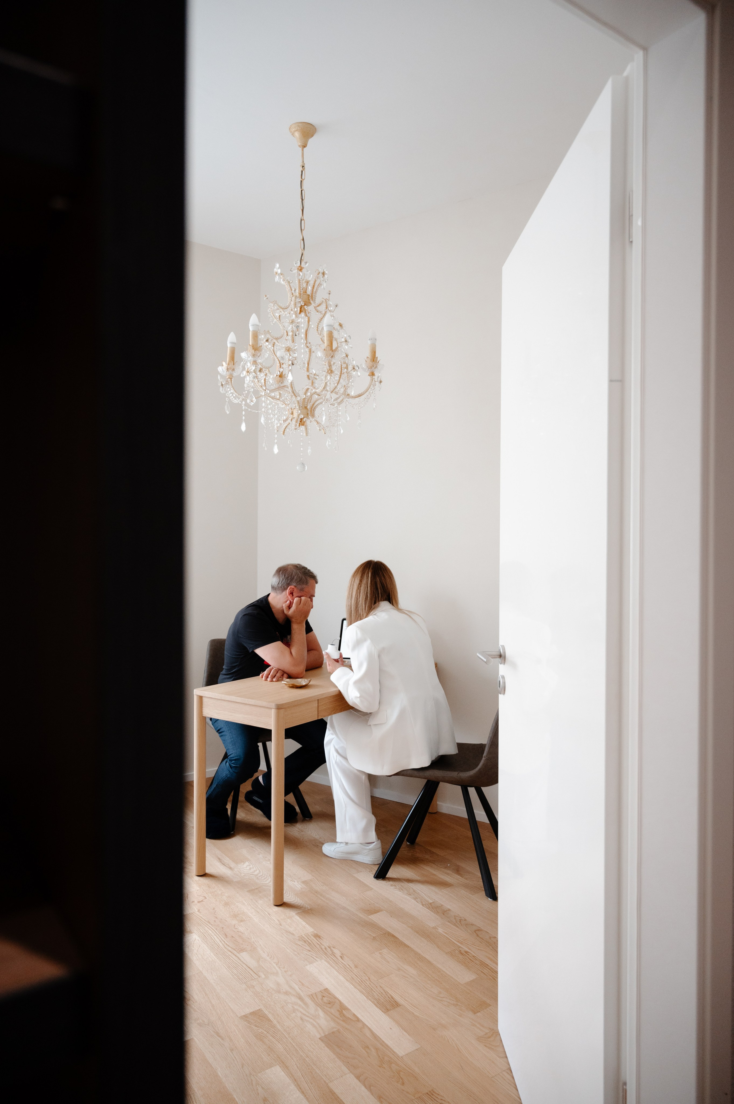 Beauty by Vovk cosmetologist in Prague. ANNA-MARIA PHOTO CONTENT CREATOR — fotograf, estét, umělec a vizuální expert na Instagram v Praze