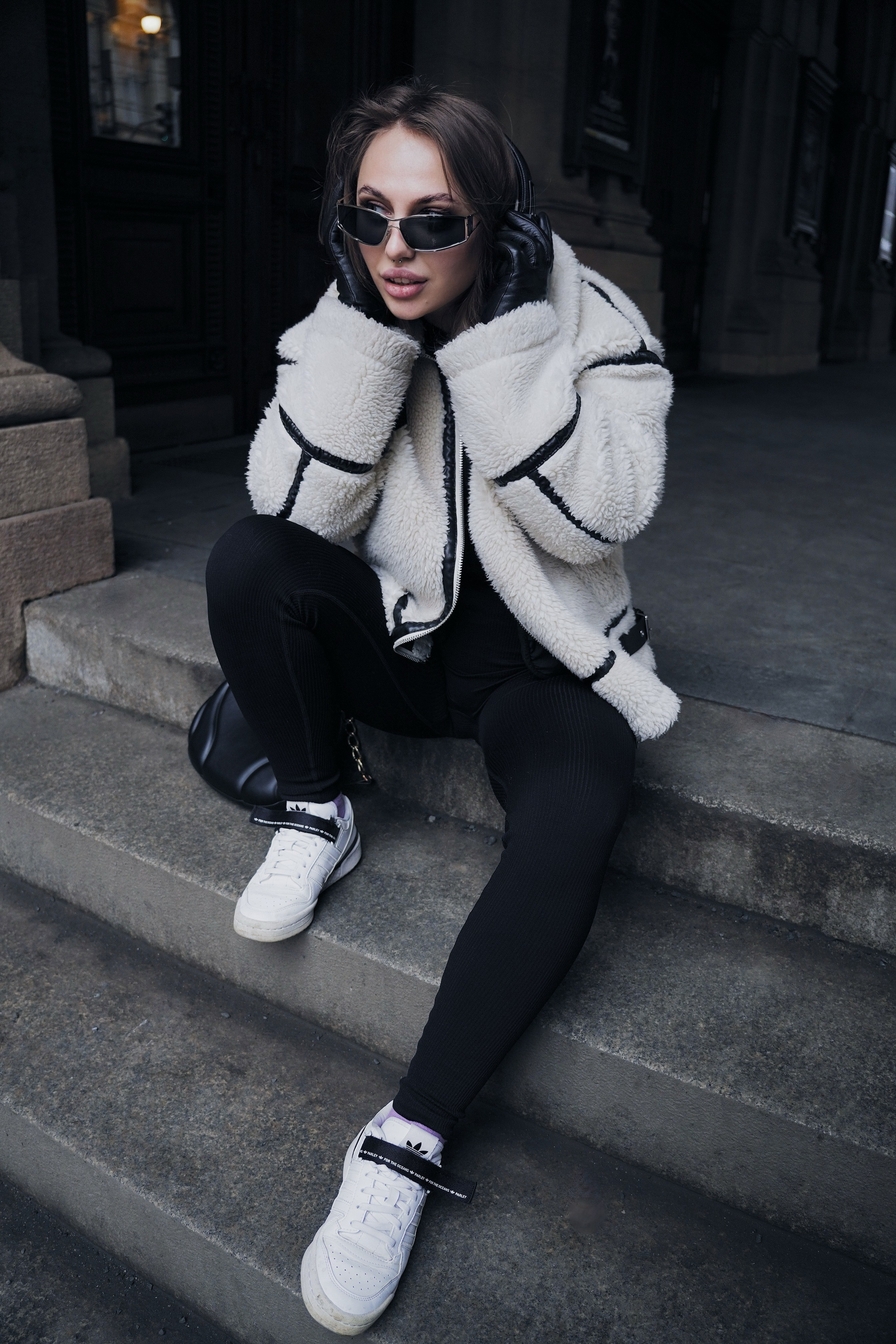 Уличная стрит фотосессия, стрит стайл, съемка на улице в Праге. Фотограф в Праге, Брно Елена Федоренко / Photographer Elena Fedorenko