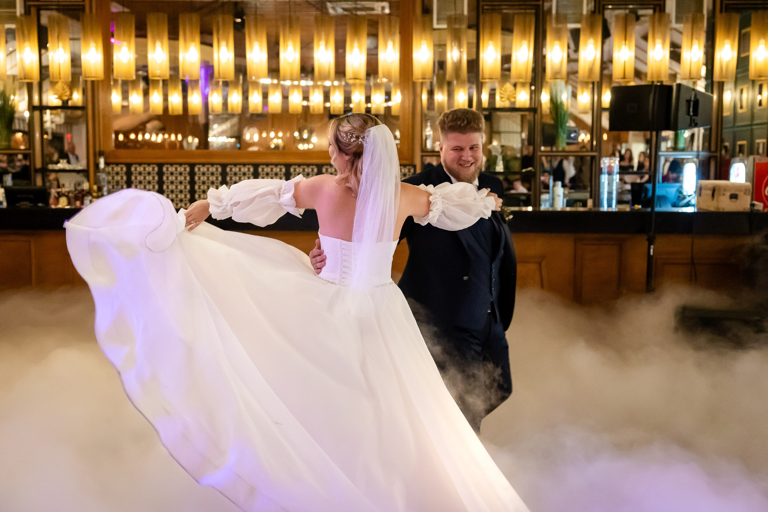 Nunta Velveto Pool. MDimaFotoStudio. Fotograf de nuntă, evenimente private și de familie