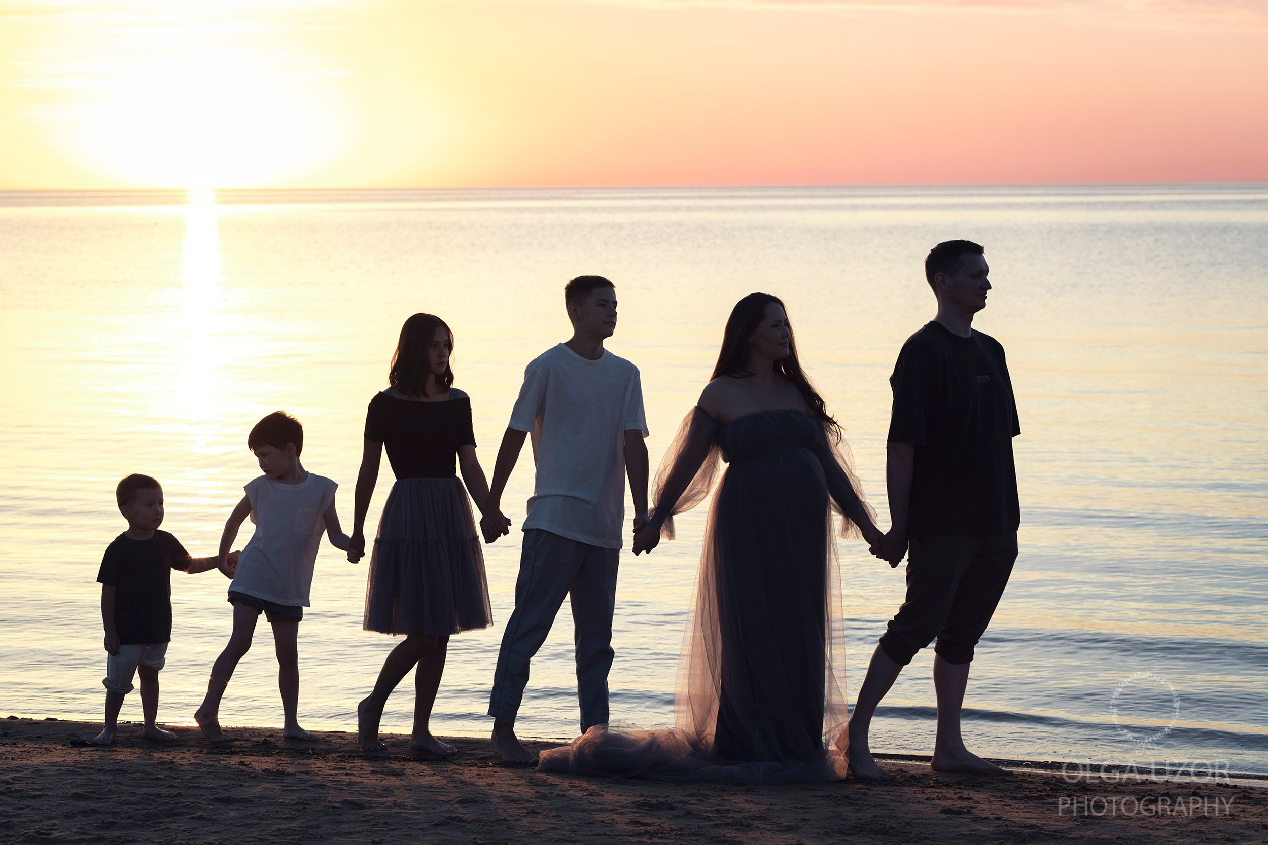 Family photoshoot Hertfordshire, Stevenage. Stevenage, Hertfordshire family, maternity and newborn photographer
