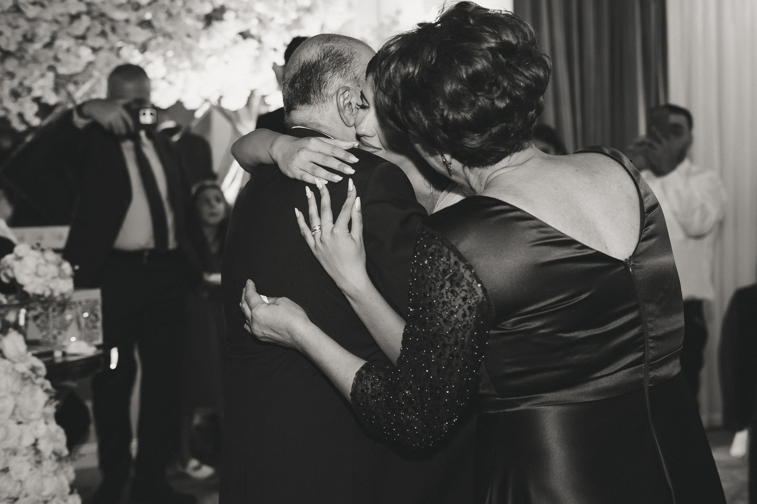 Simona & Gabriel. Dara Lens | The art of remembering