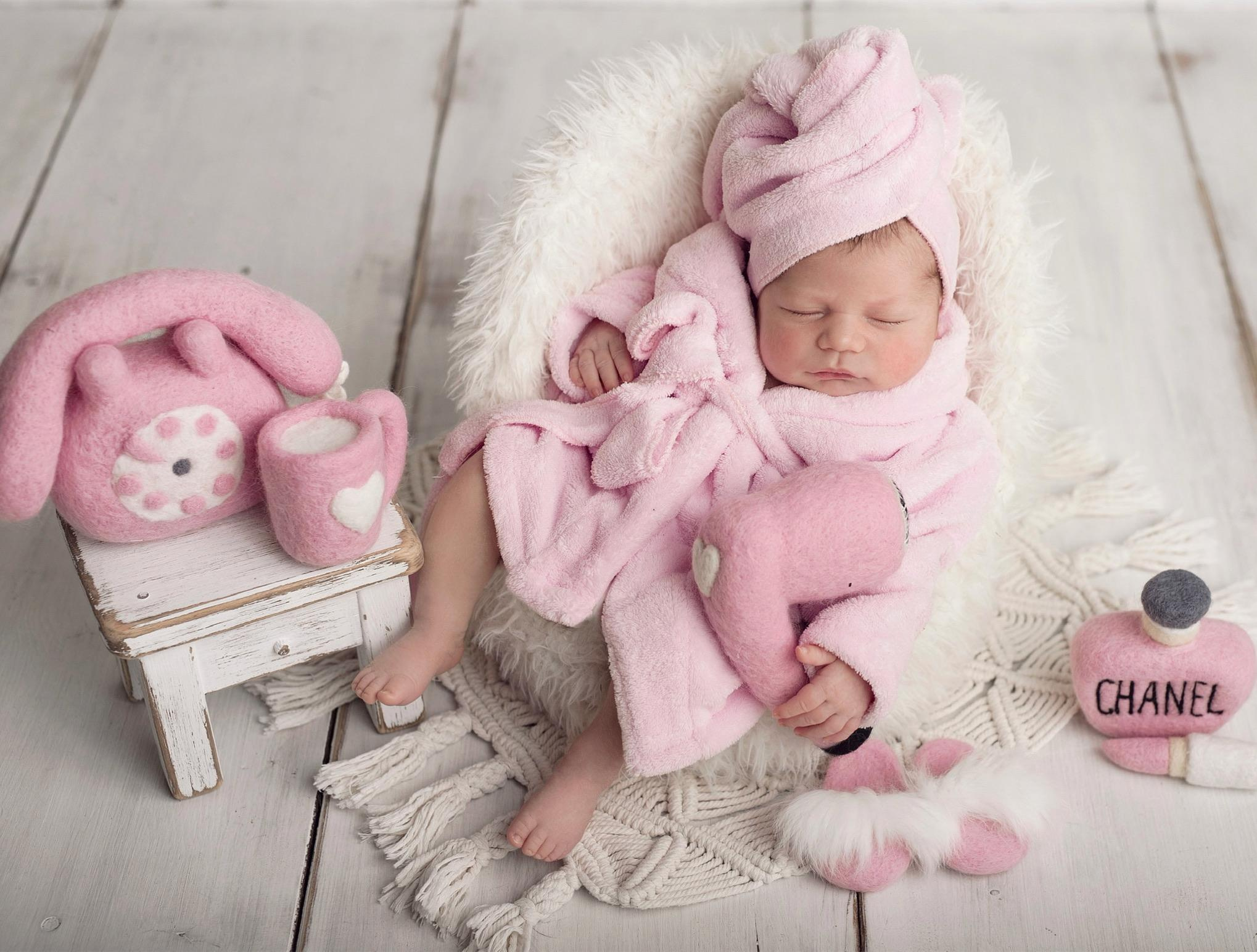 Neugeborene. Neugeborenen & Babyfotografie Marina Buch in Wickede Ruhr NRW