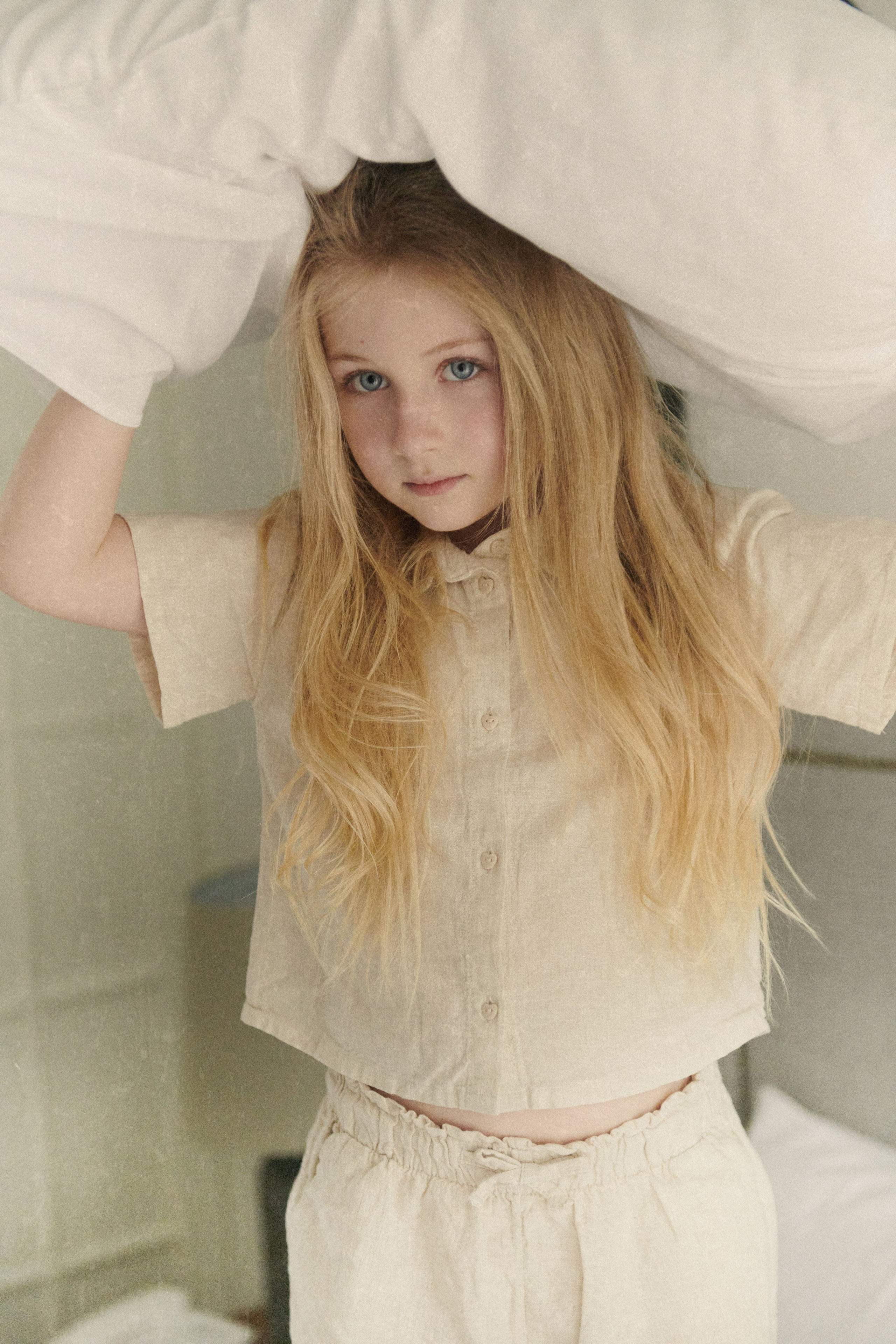 KIDS. Minimalist brand photographer & videographer | Raw sincerity. Pure Form