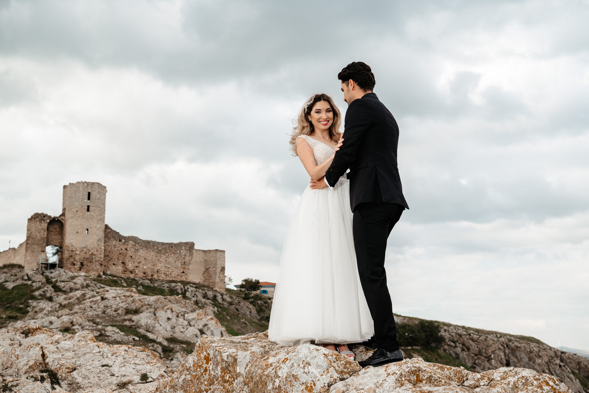 Alexandra & Robert. Www.besttalesstudio.com