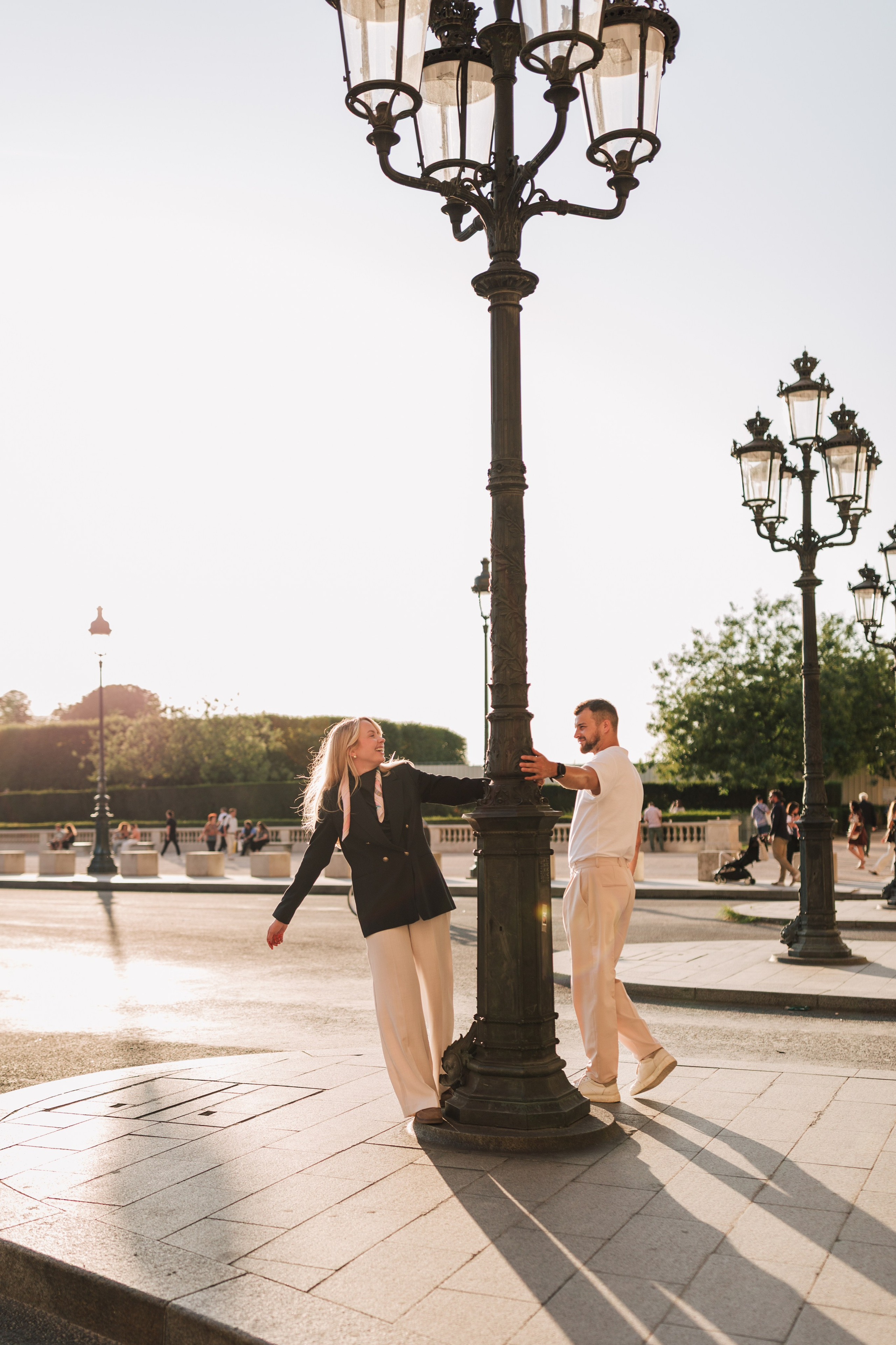 Paris couple shooting. Photographer Rouen, France