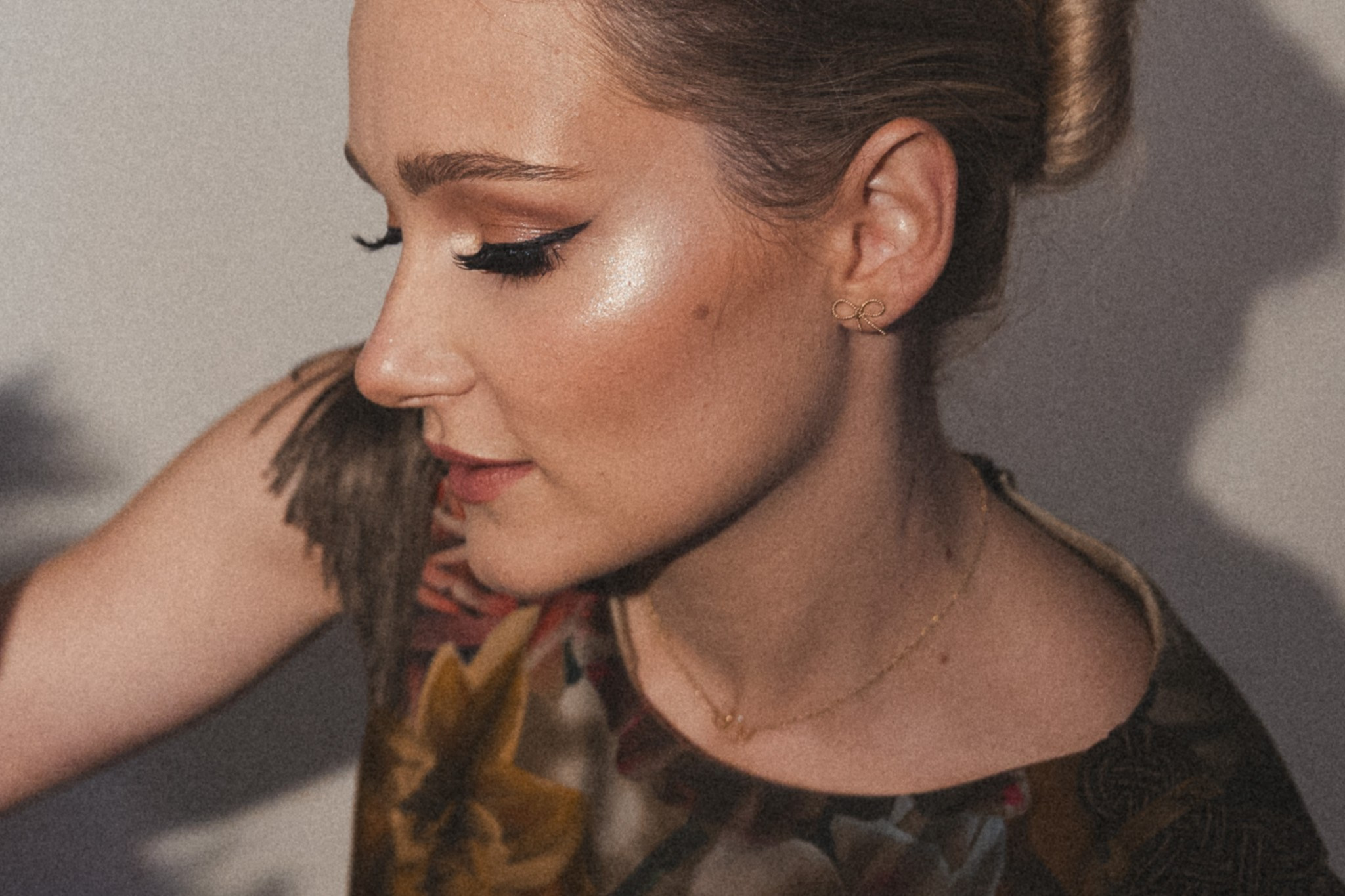 Caterina Murino. Elizaveta Razumova: Cinematic Photography for Love, Weddings, Portraits & Brands