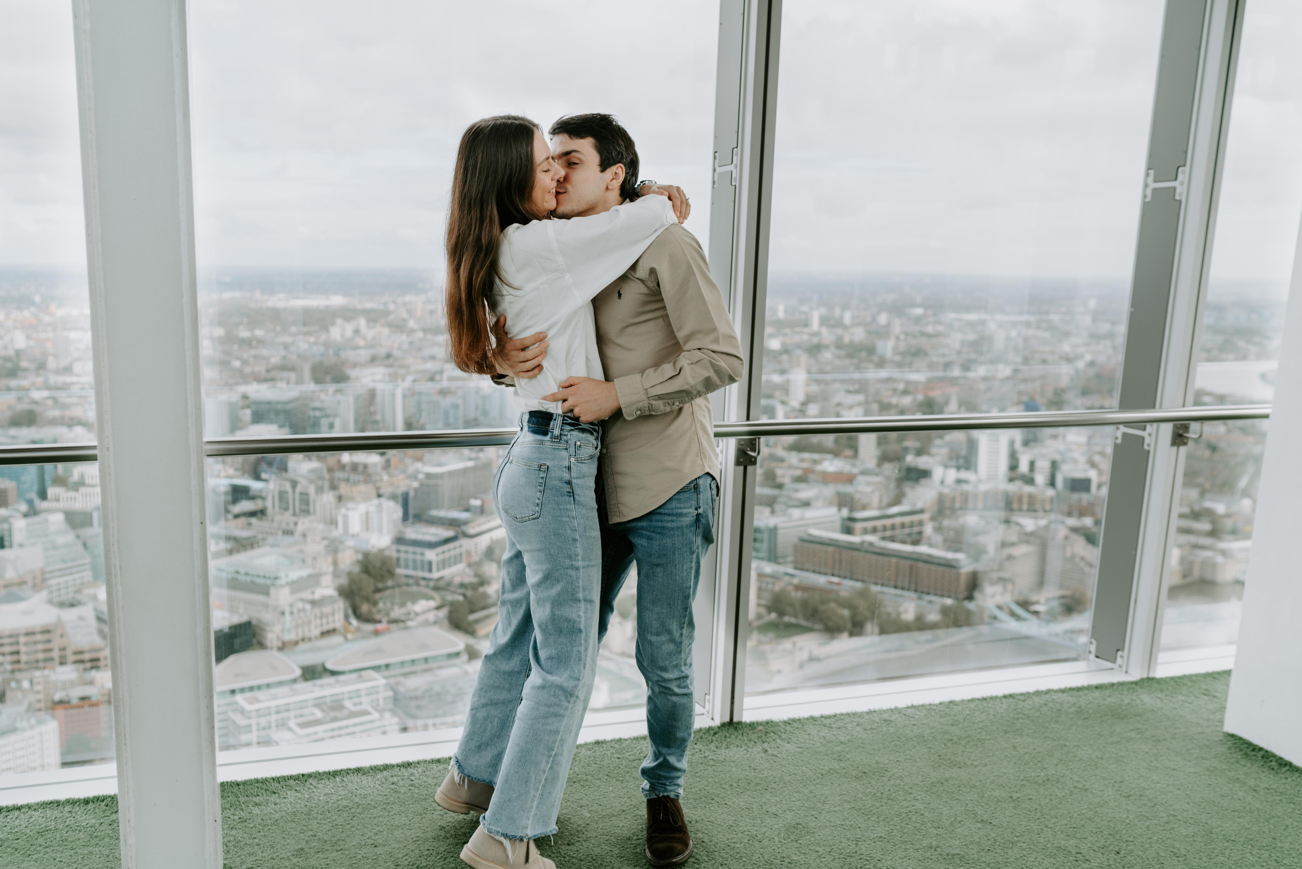 Proposal session by Tower Bridge. London portrait and family photographer
