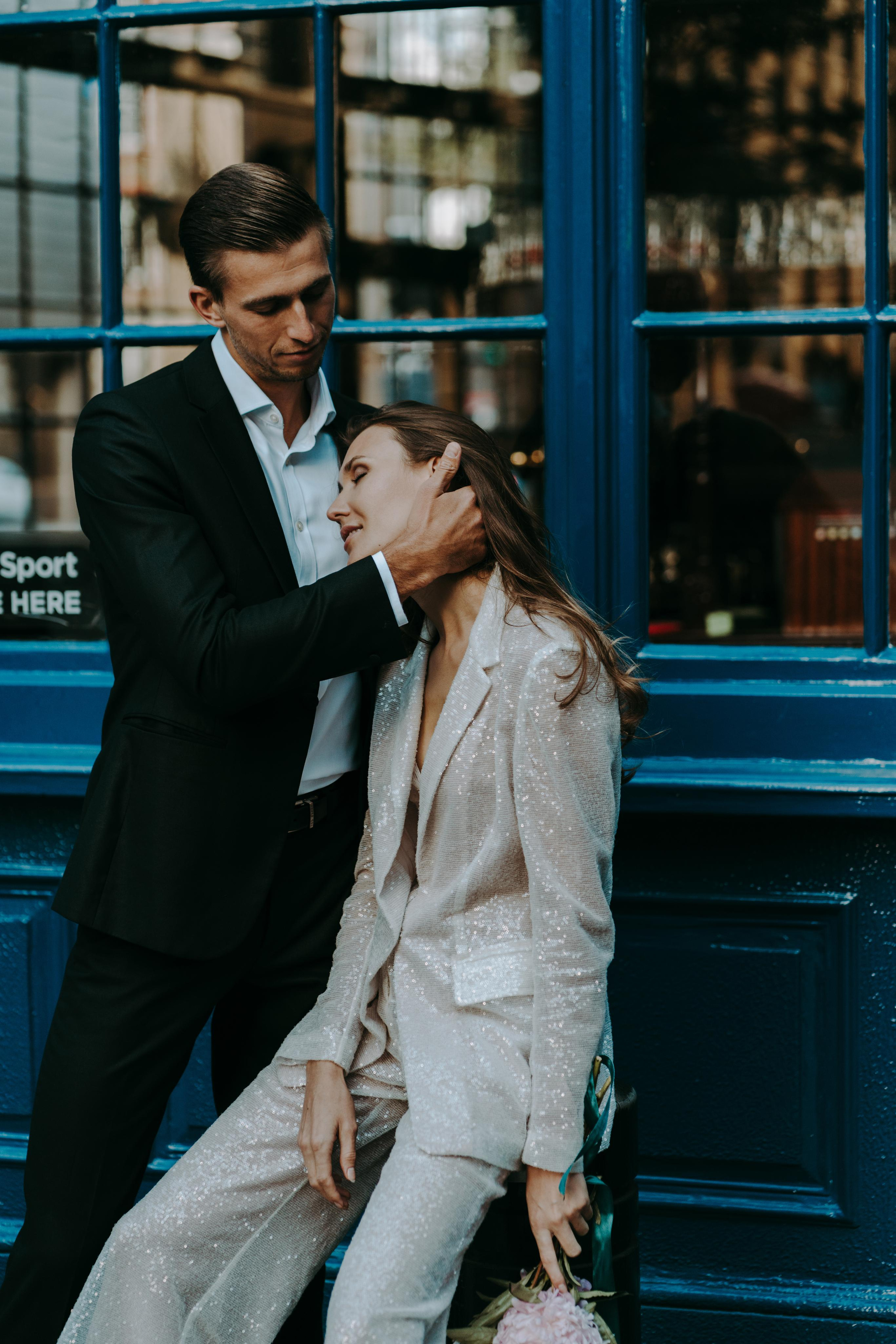 Pre wedding session by Tower Bridge. London portrait and family photographer