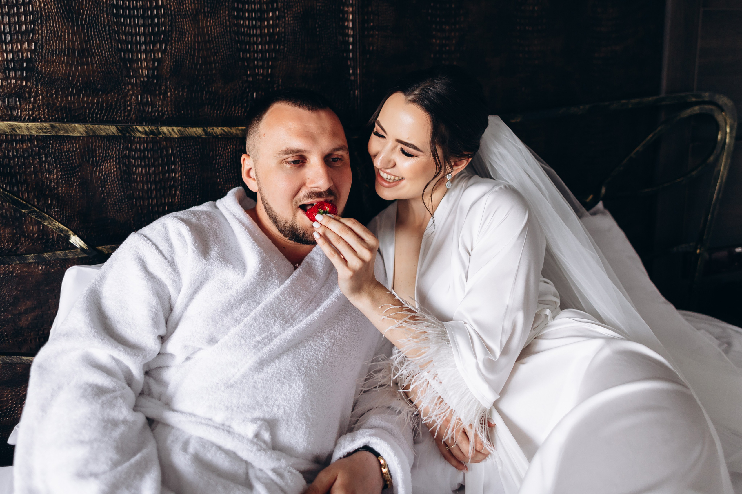 White Wedding. Wedding and Family Photograph