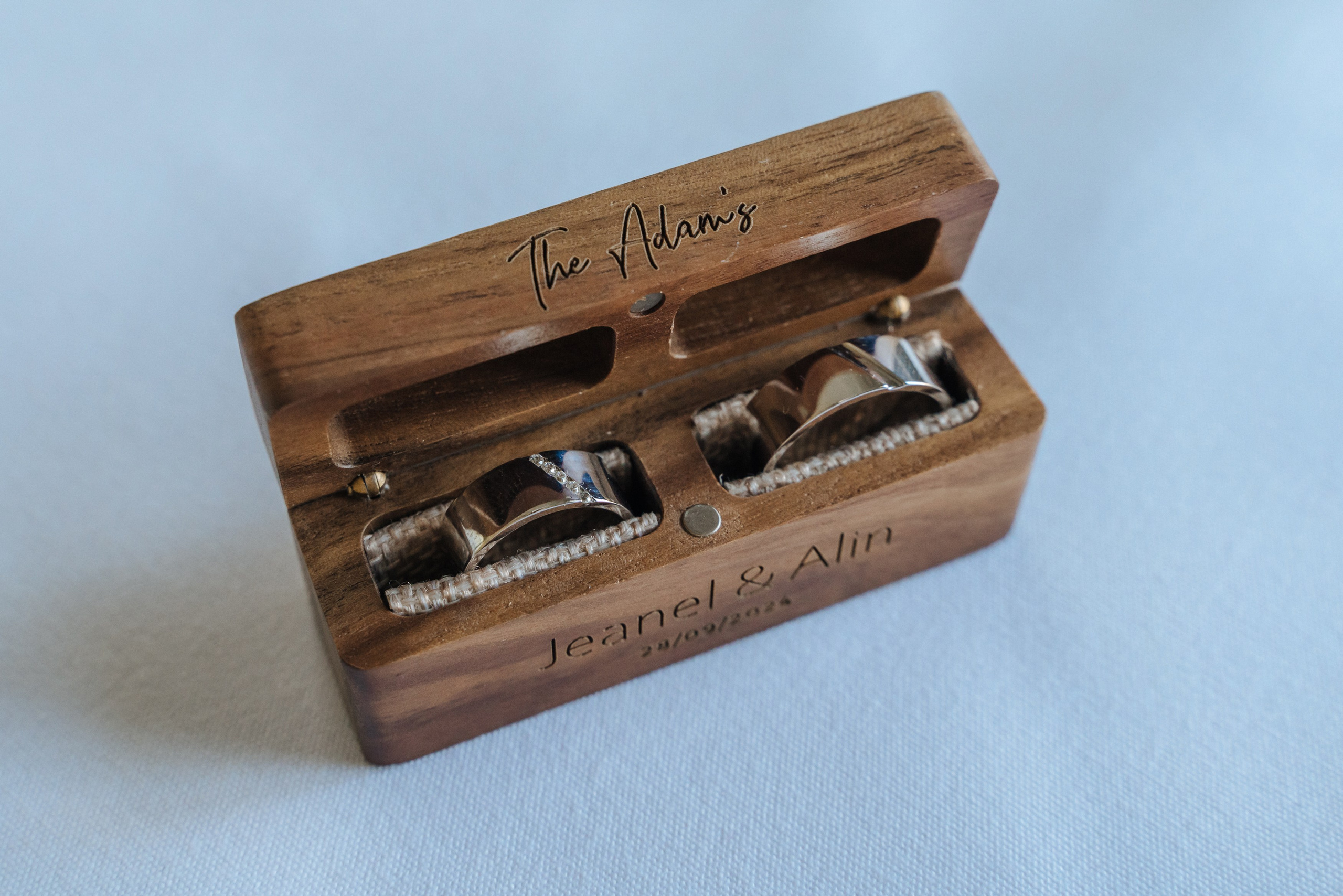 A wedding at Woldingham Golf Club, Woldingham Golf Club wedding, wedding photographer at Woldingham Golf Club