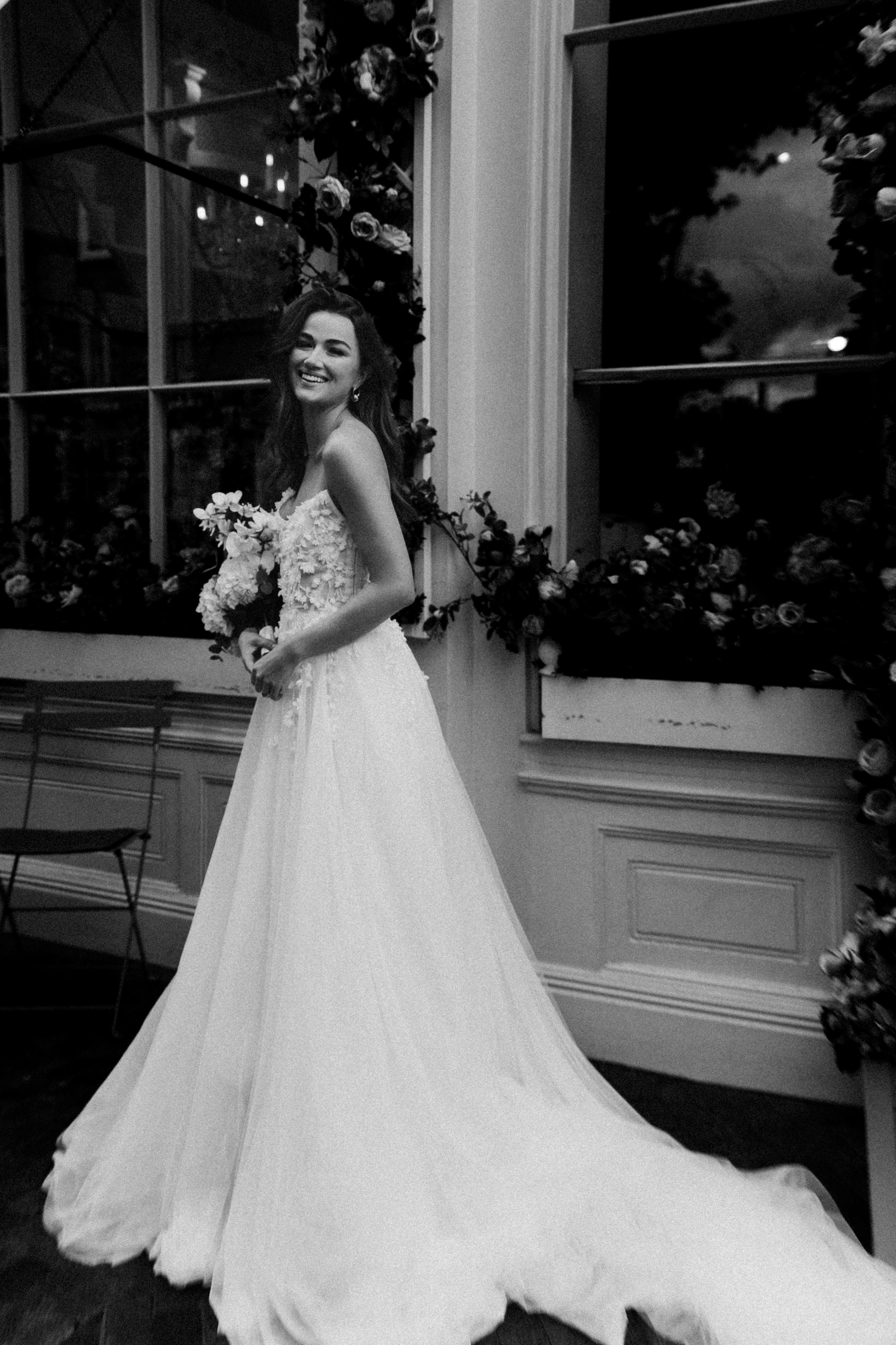 Elegant Wedding London Belgravia Elopement couple. Timeless Wedding & Event Photography — based London, working across Europe