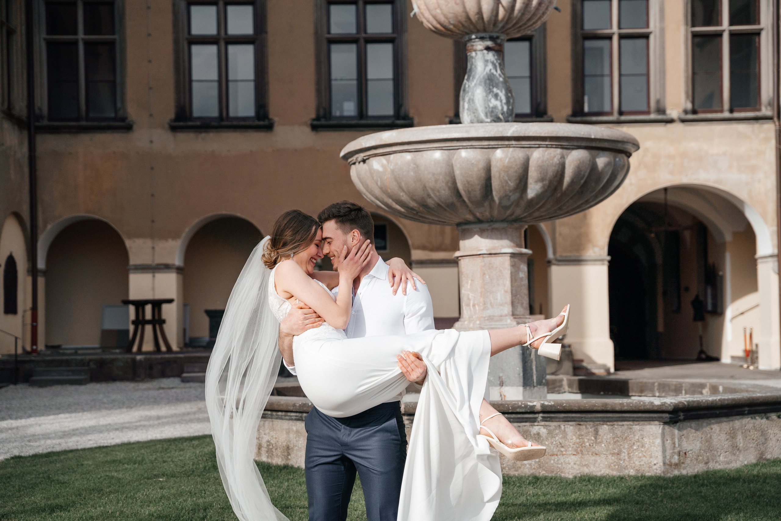 J & K AfterWedding im Schloss Arenfels. Hochzeitsfotograf für Moers, Niederrhein, Düsseldorf, NRW und Deutschland