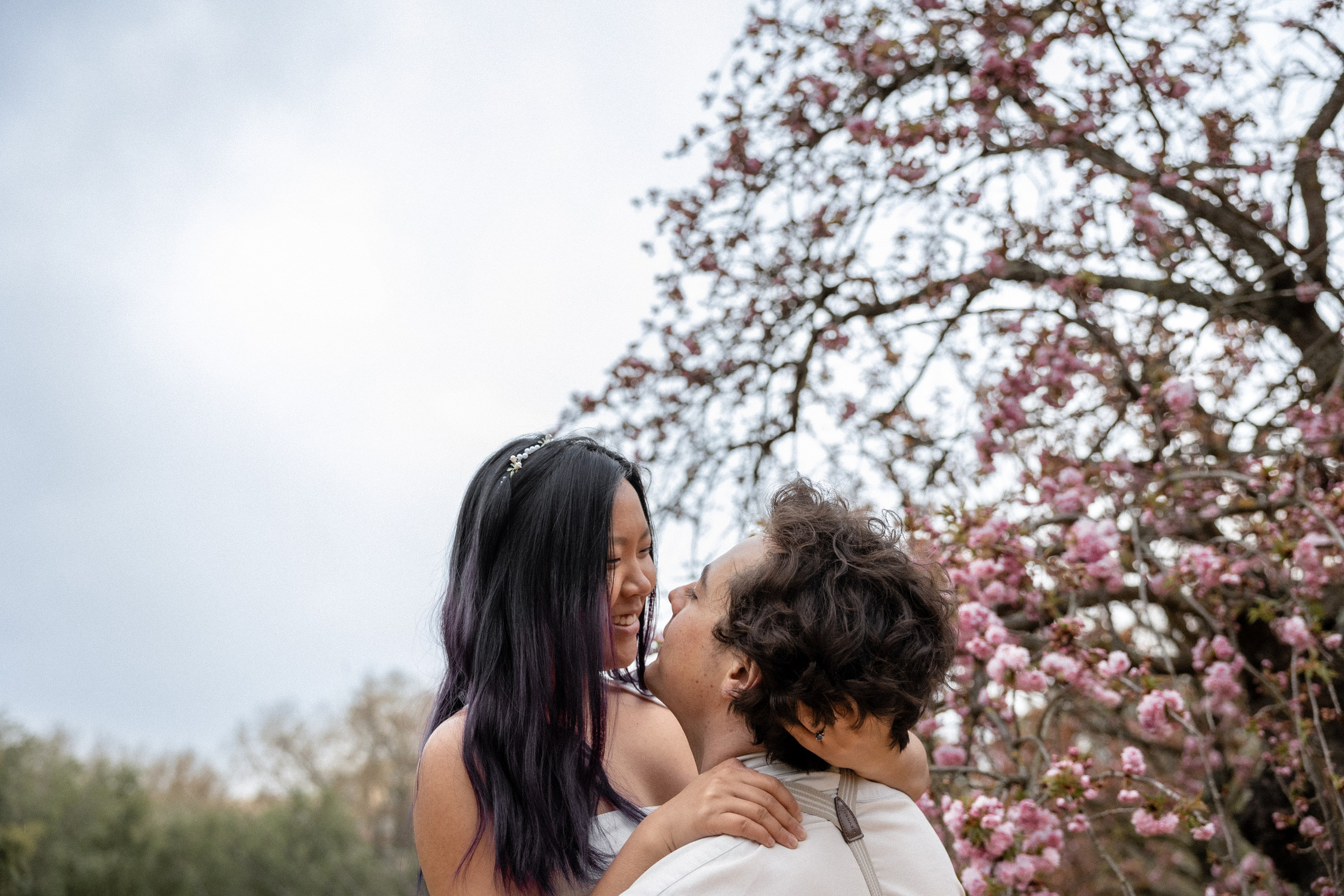 Photoshoot in the blooming Japanese Garden of Toulouse. Eugénie Smirnova — Photographe à Toulouse et dans le Sud-Ouest