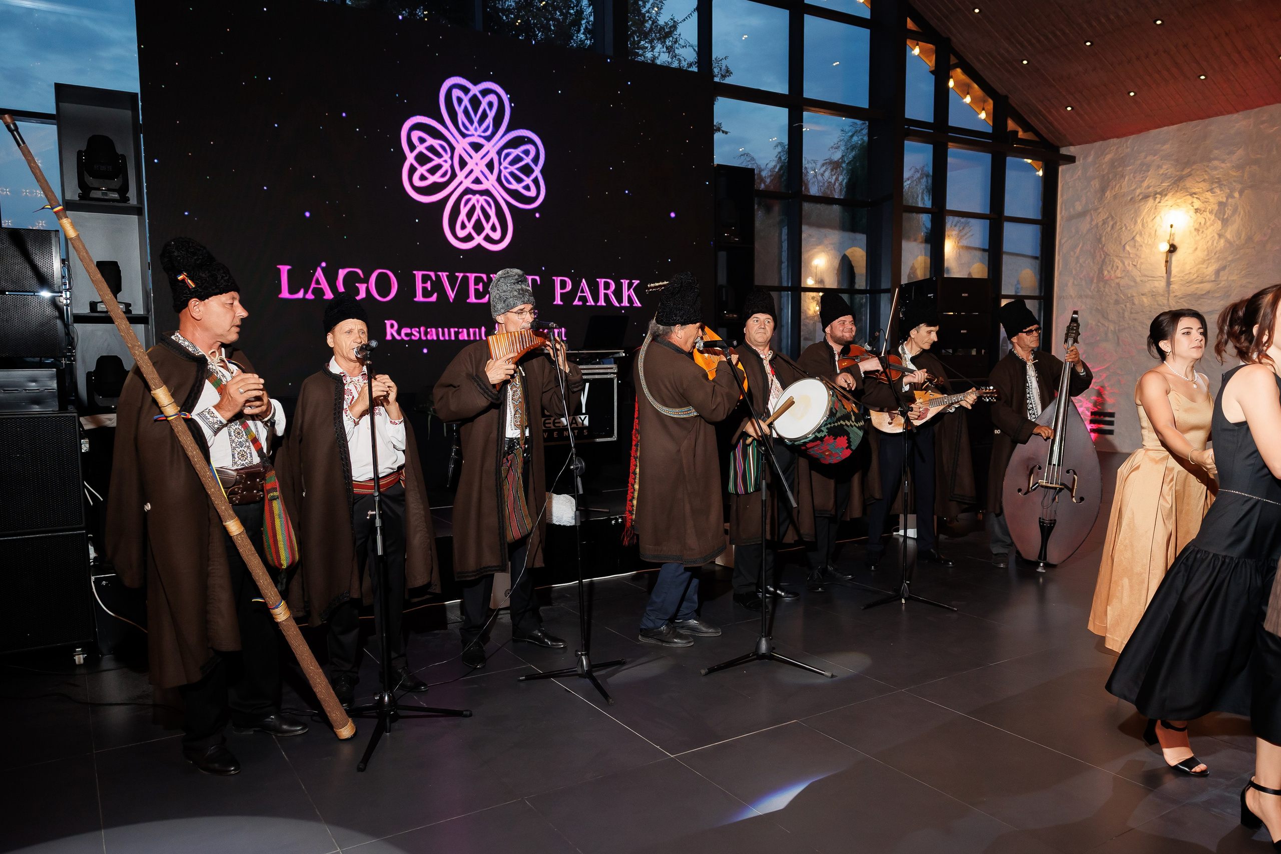 Gabriel & Evelina — Lago — Wedding Day. Servicii Foto și Video 067188353