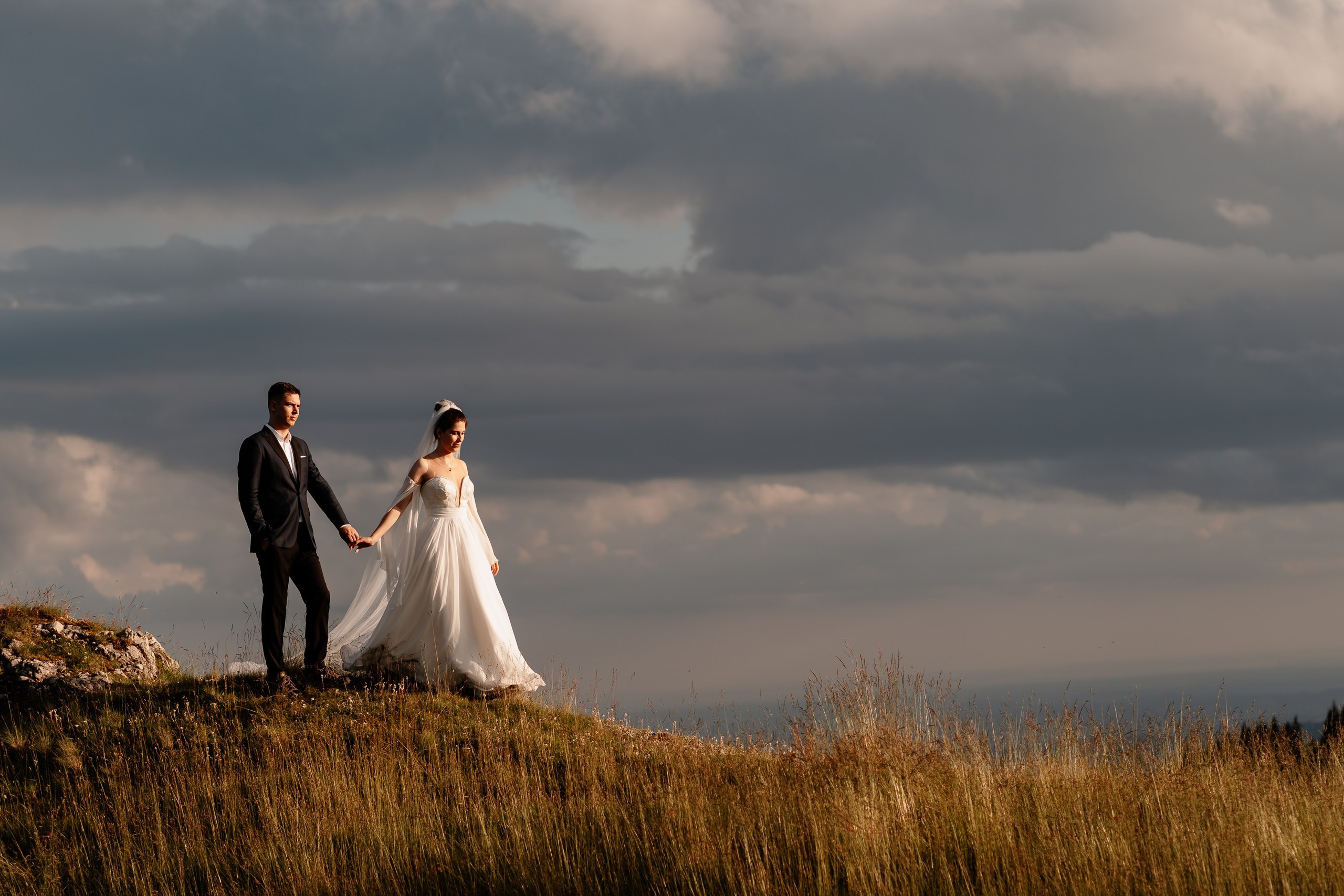 Trash the Dress la Lacul Bolboci  | Mihai Popa Fotograf. Fotograf Nuntă & Botez București - Mihai Popa | Dincolo de oameni, imortalizez emoții!