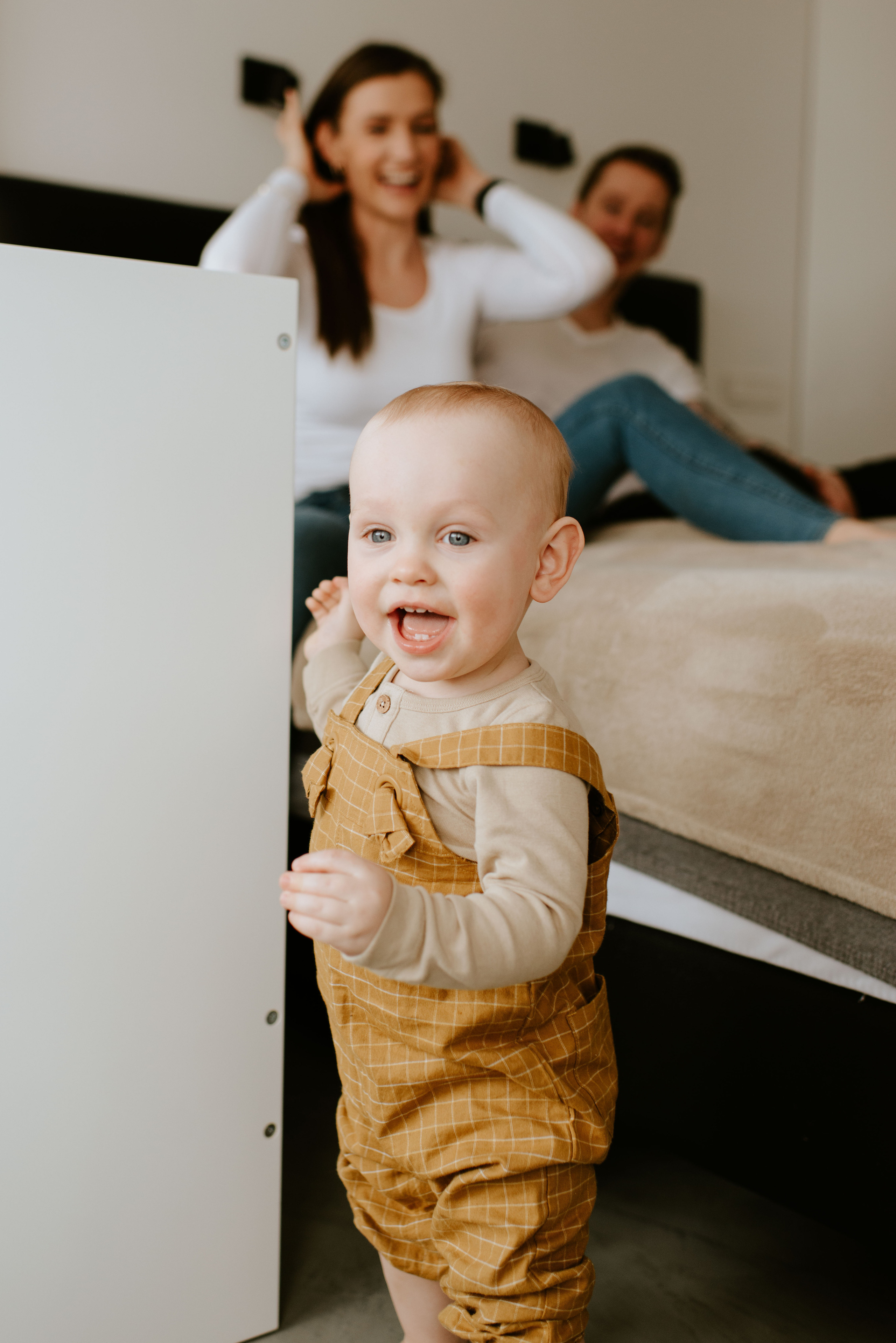 Family home visit. Michalina Dzianach Wedding Photographer Iceland