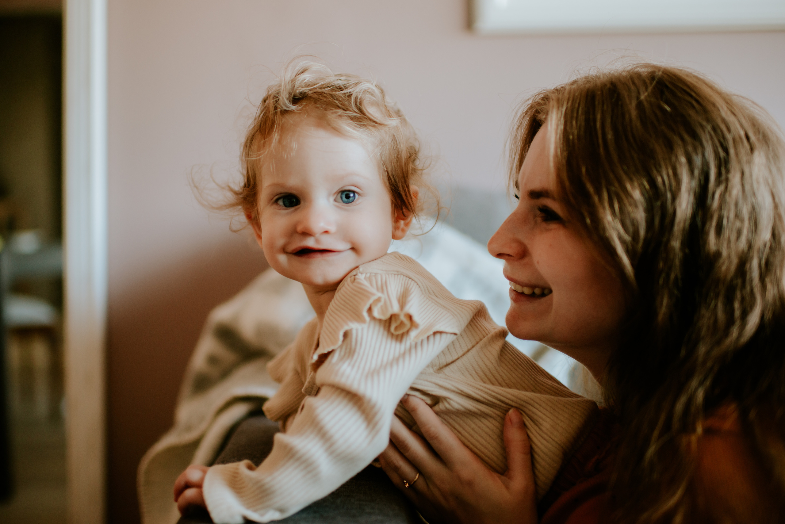 Lotta’s family session. Michalina Dzianach Wedding Photographer Iceland