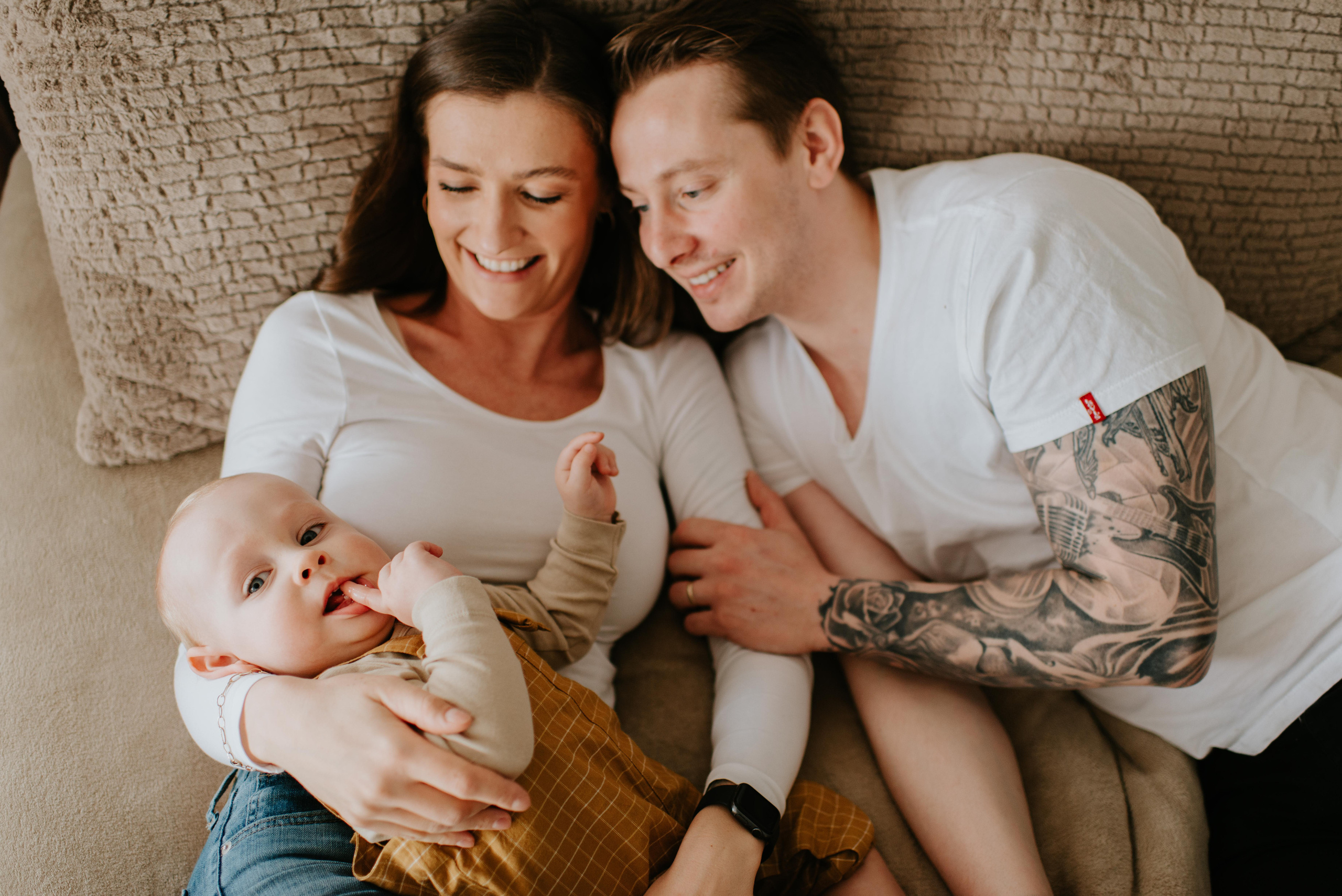 Family home visit. Michalina Dzianach Wedding Photographer Iceland