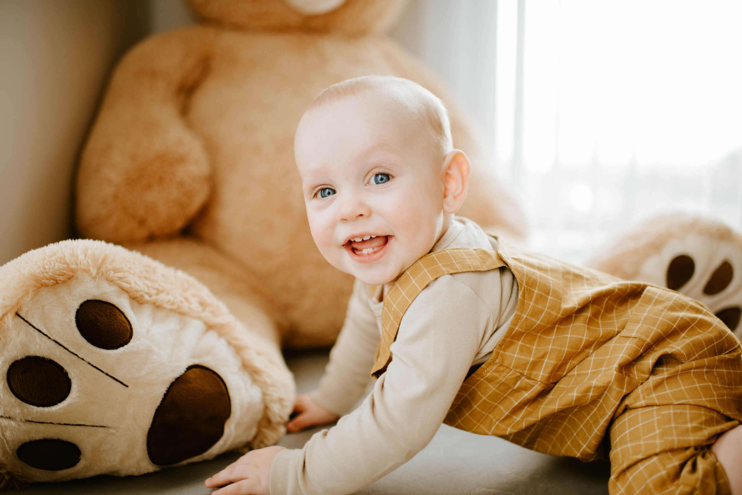 Family home visit. Michalina Dzianach Wedding Photographer Iceland