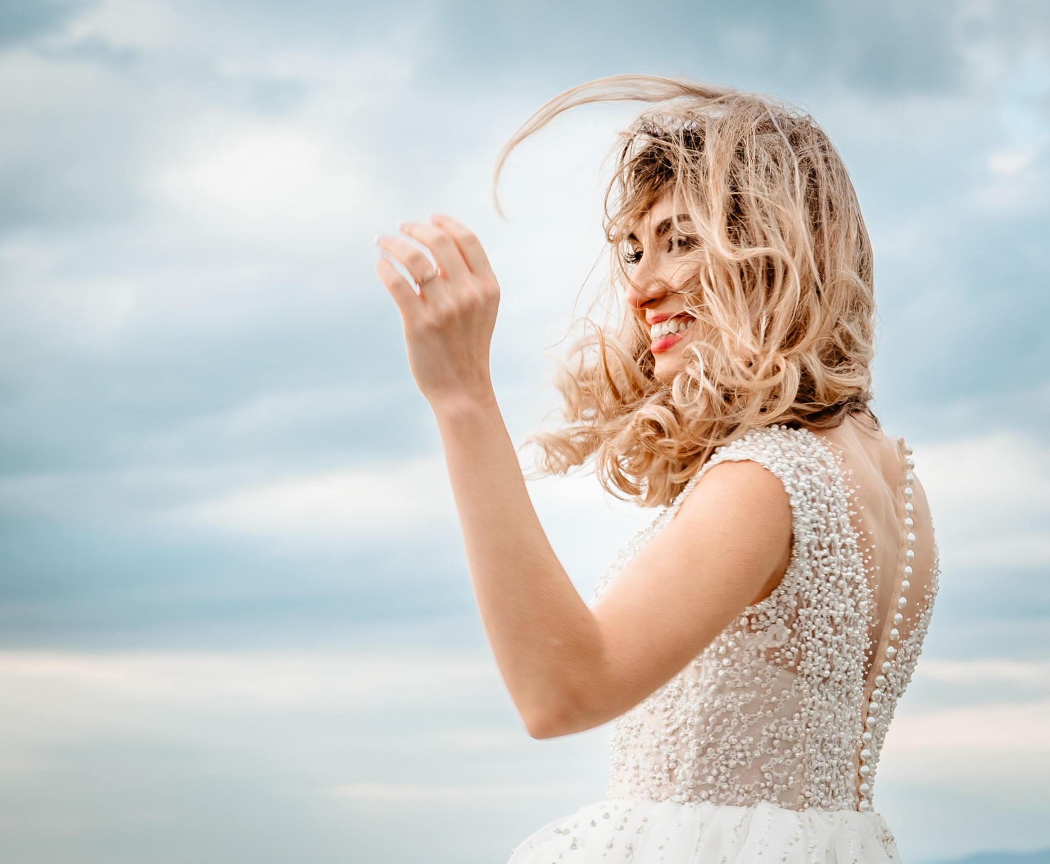 Alexandra & Robert. Www.besttalesstudio.com