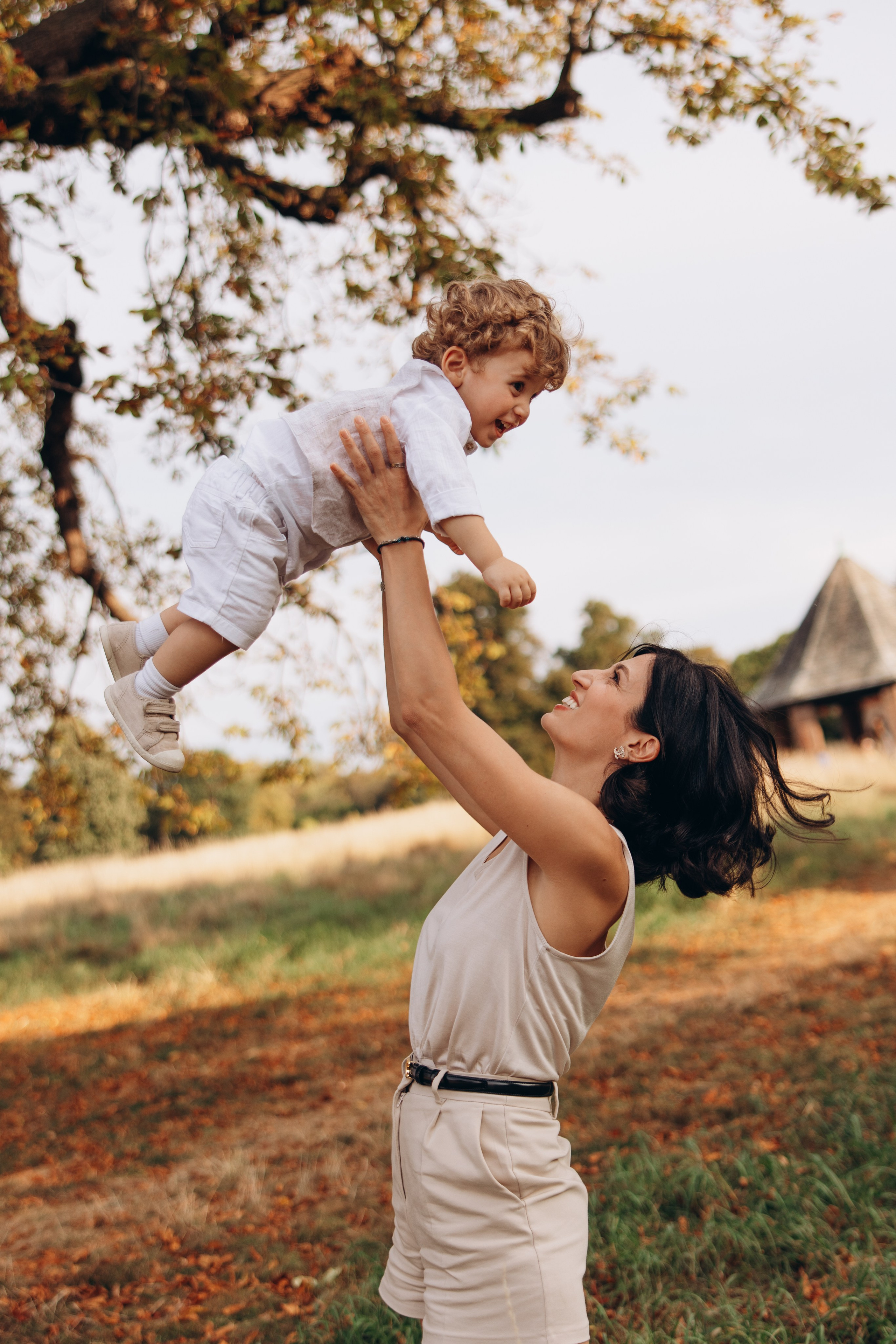Valerik with parents (Hyde park). Anastasia Klink, Photographer in London