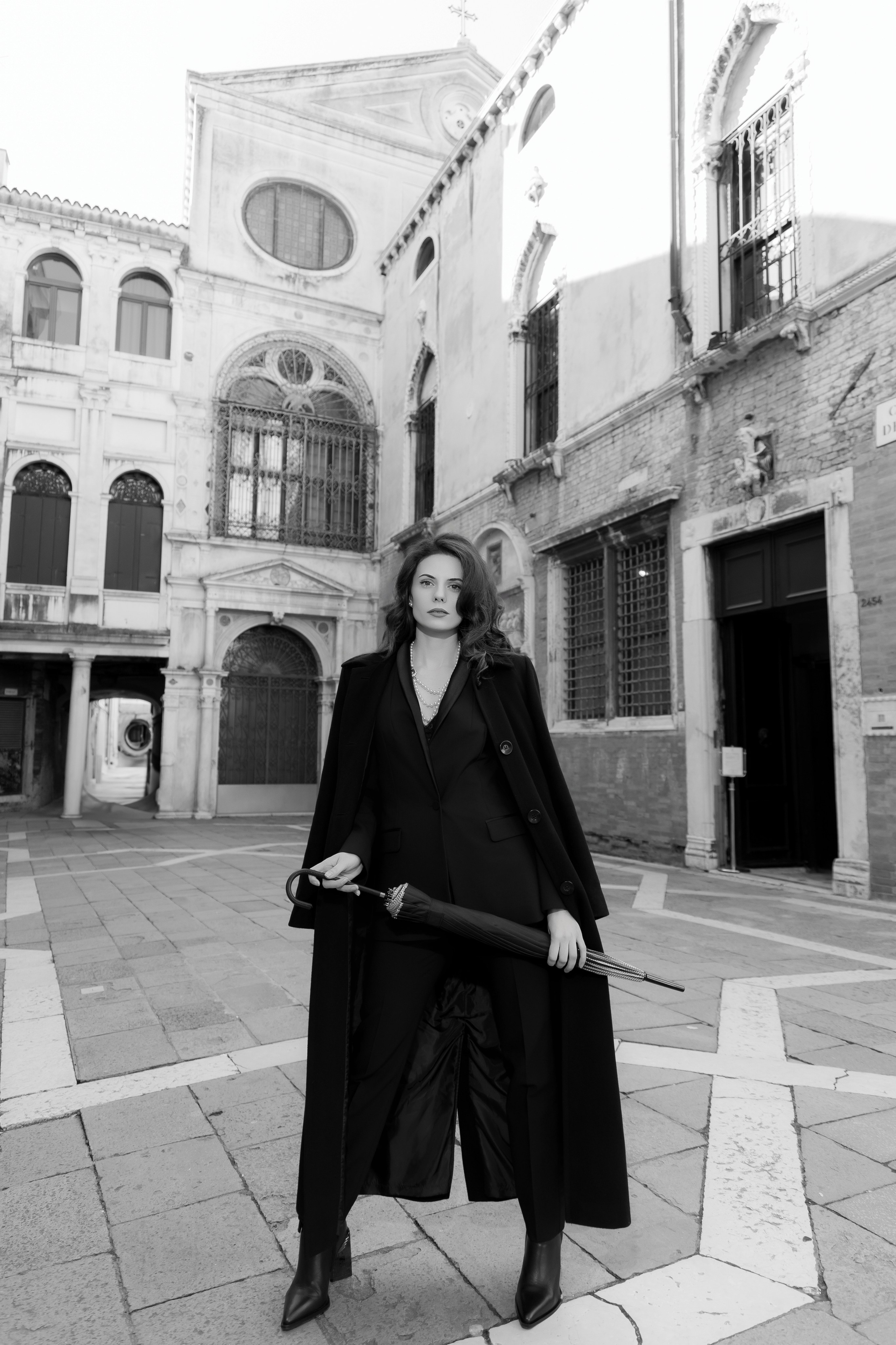 Portrait. Fotografo professionista specializzato in fotografia di matrimoni, cermonie ed eventi!