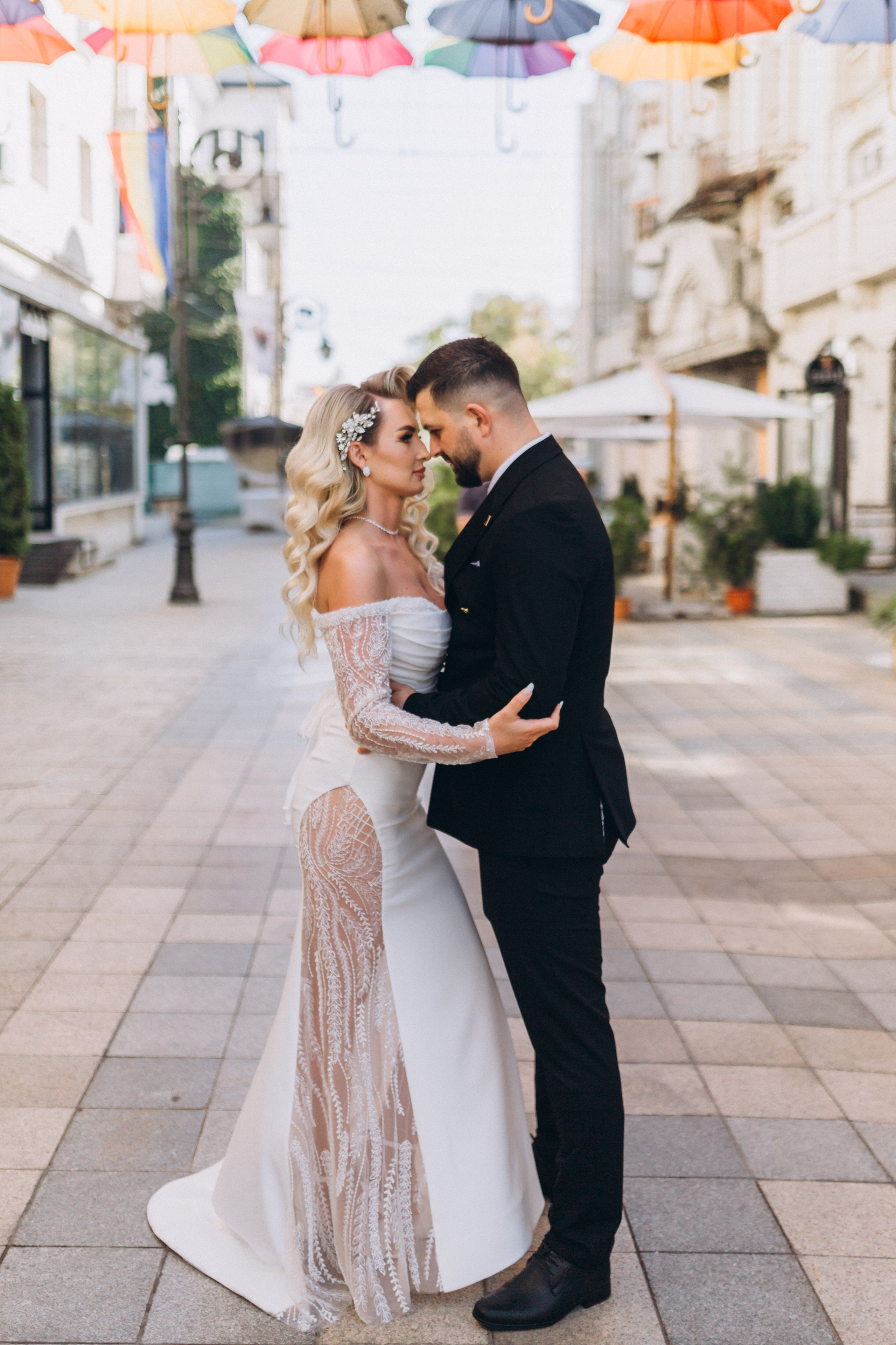 L&I. Fotograf București, România